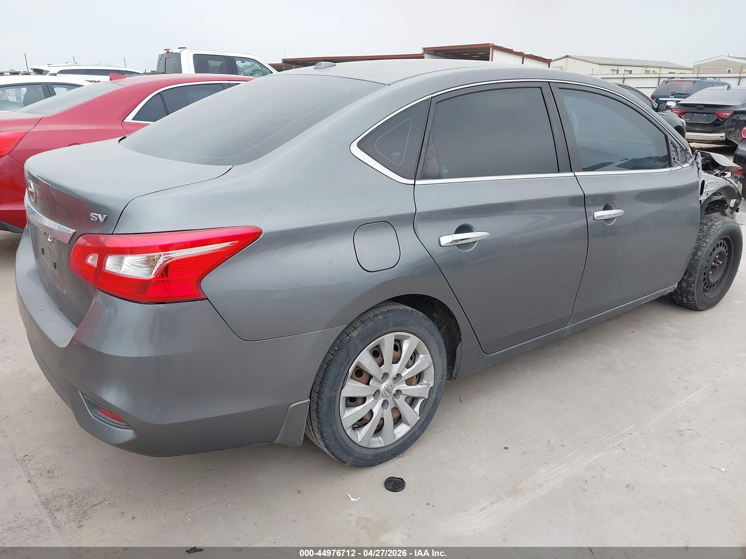 NISSAN SENTRA image 4
