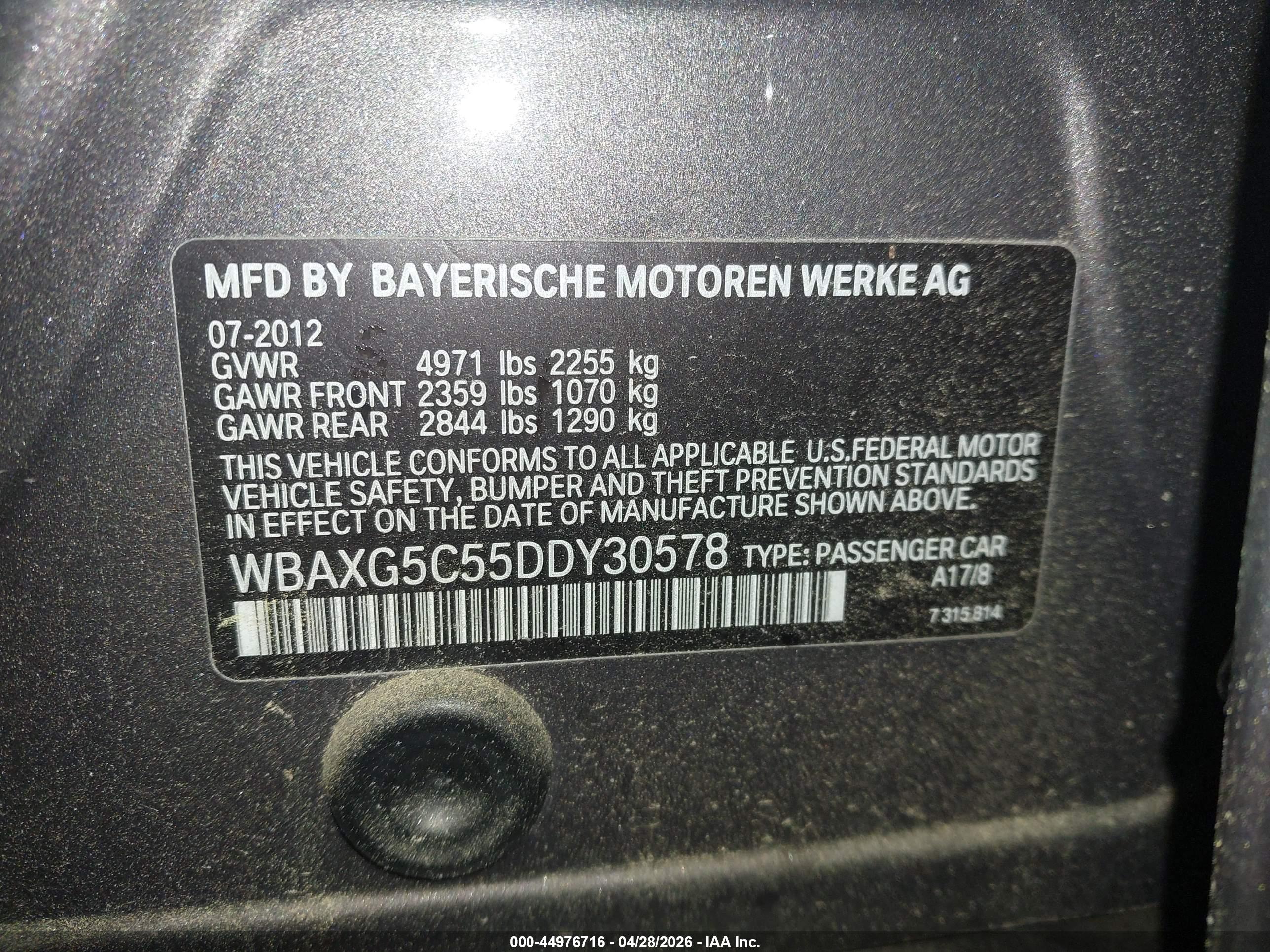BMW 528I image 9