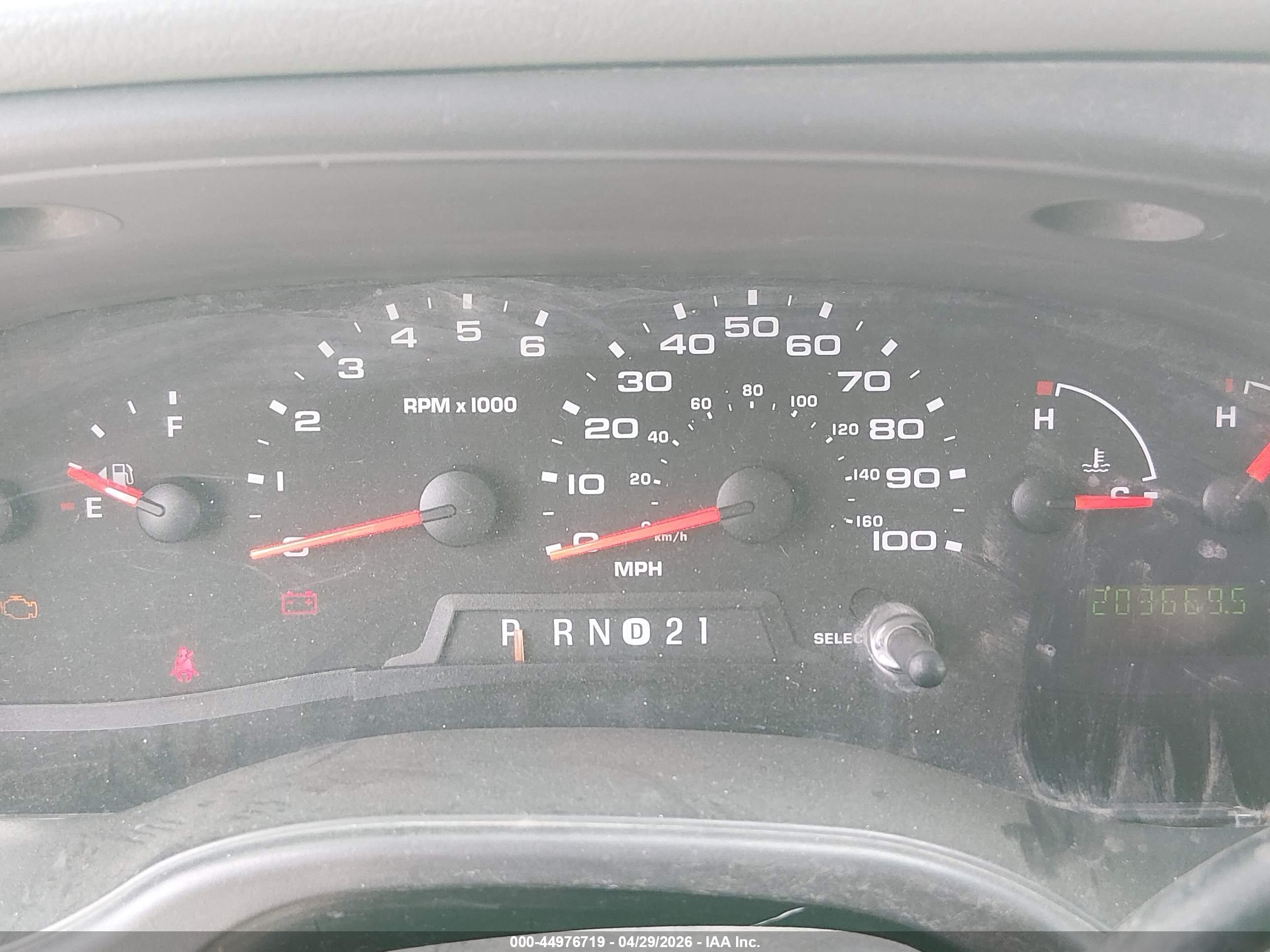 FORD E-150 image 7