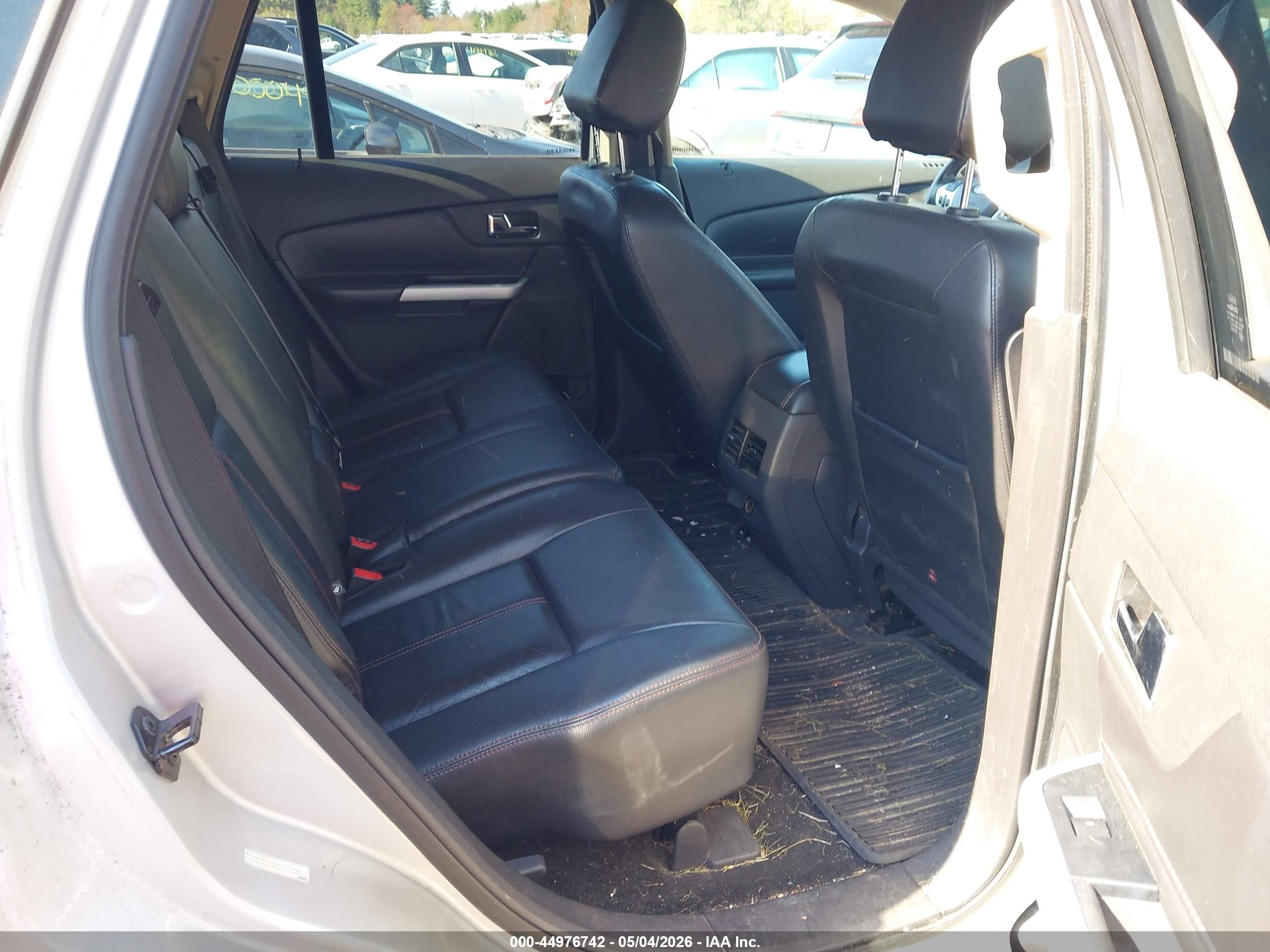 FORD EDGE image 8