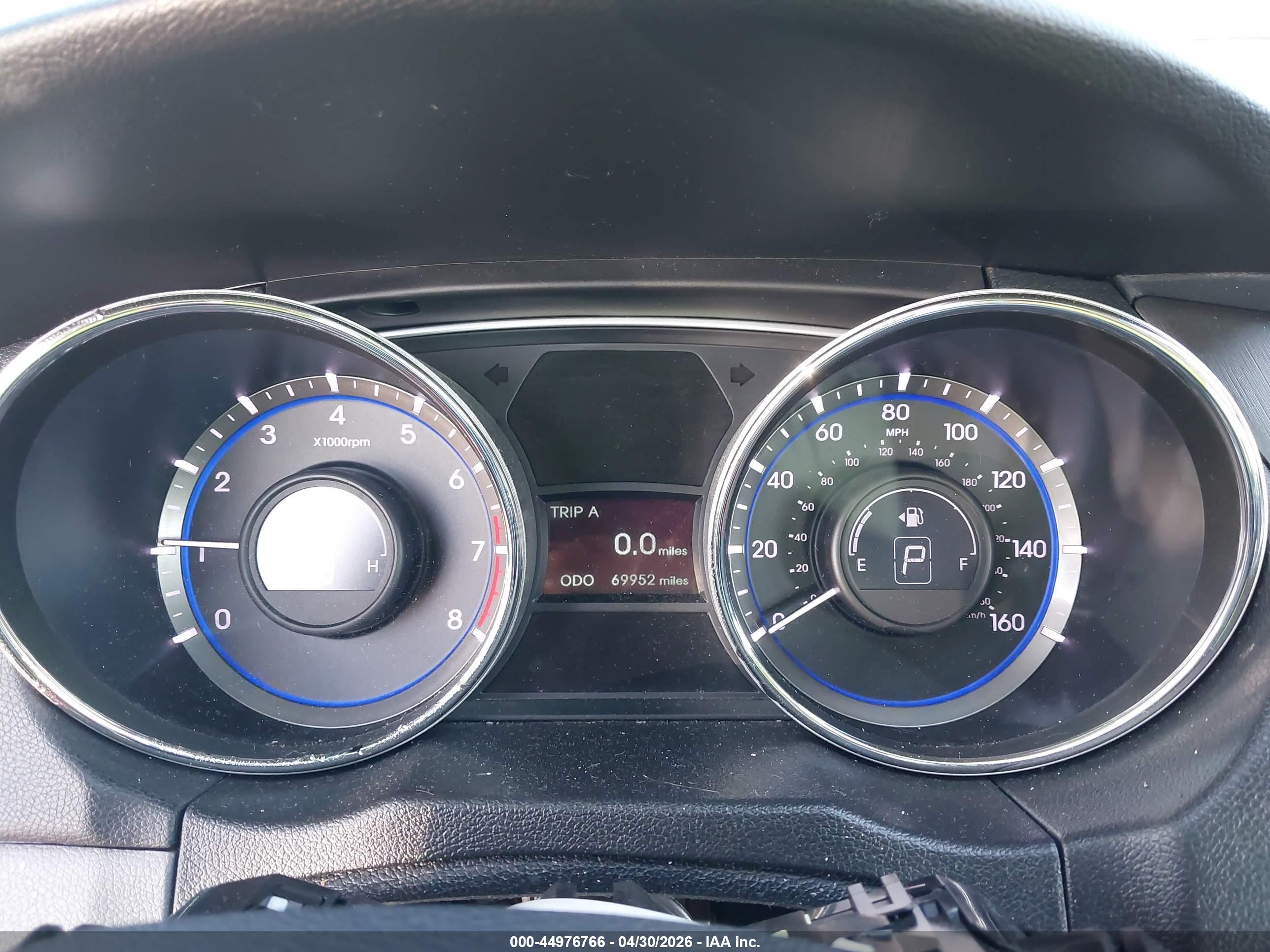 HYUNDAI SONATA image 7