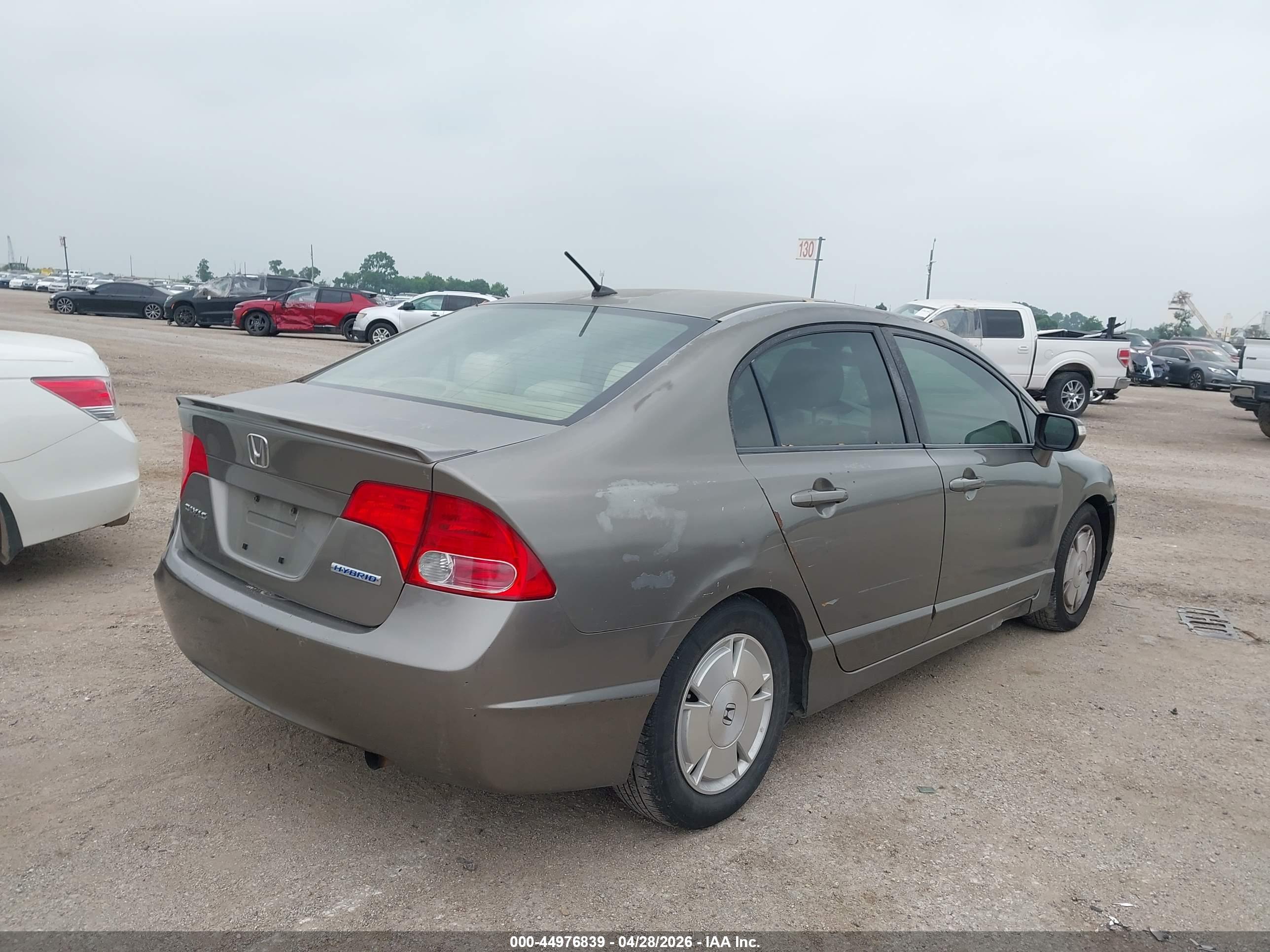 HONDA CIVIC image 4