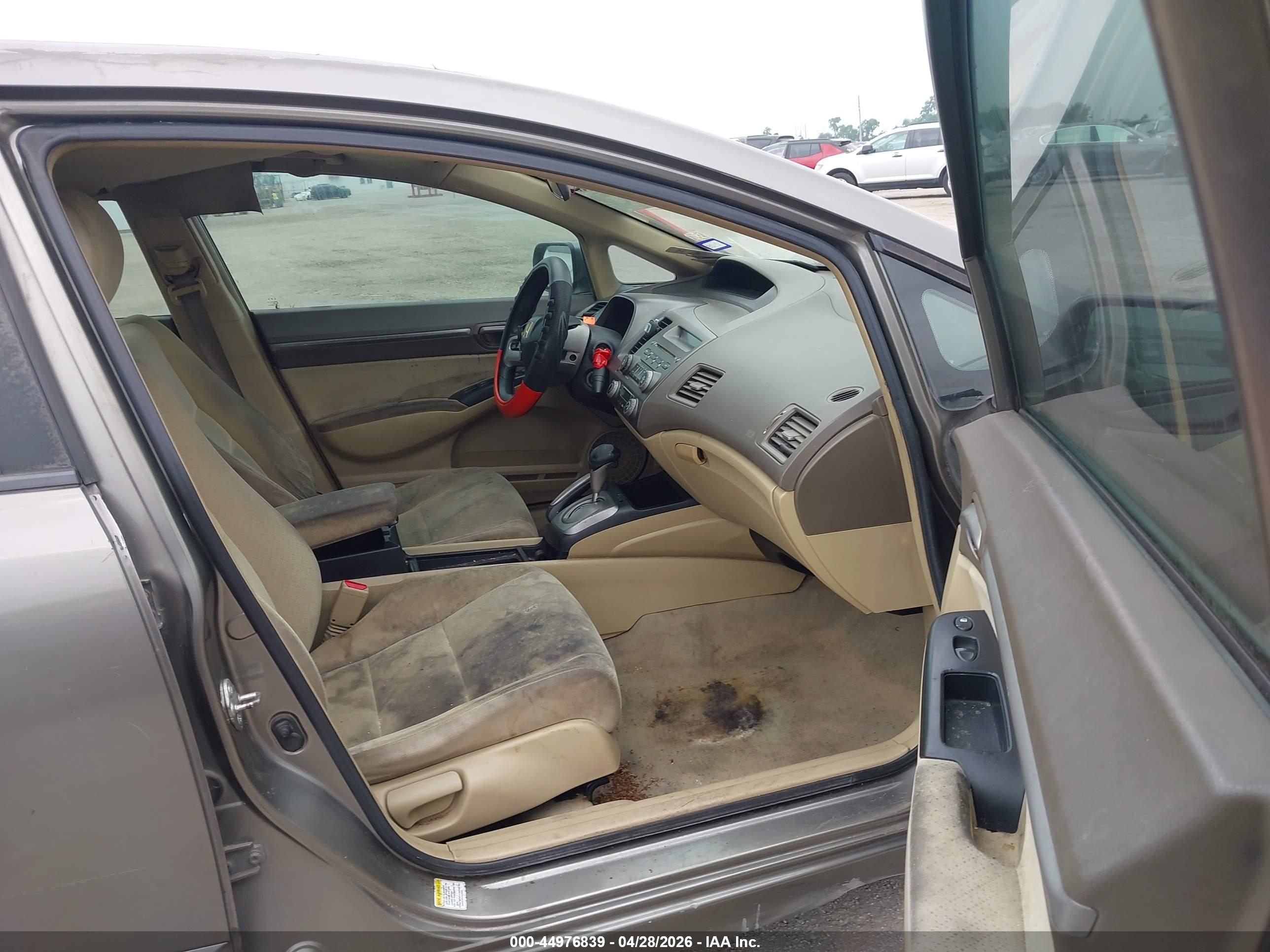 HONDA CIVIC image 5
