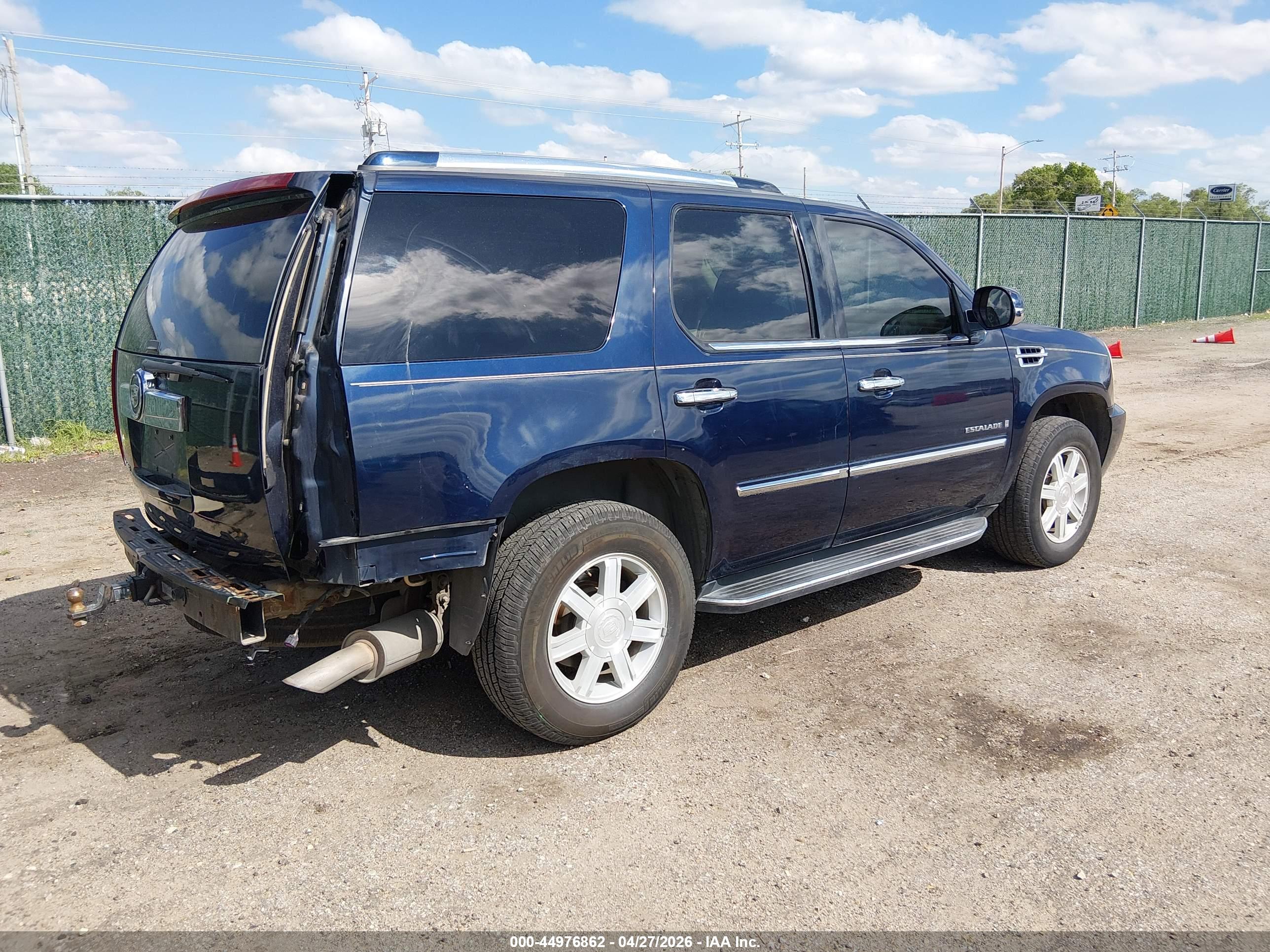 CADILLAC ESCALADE image 4