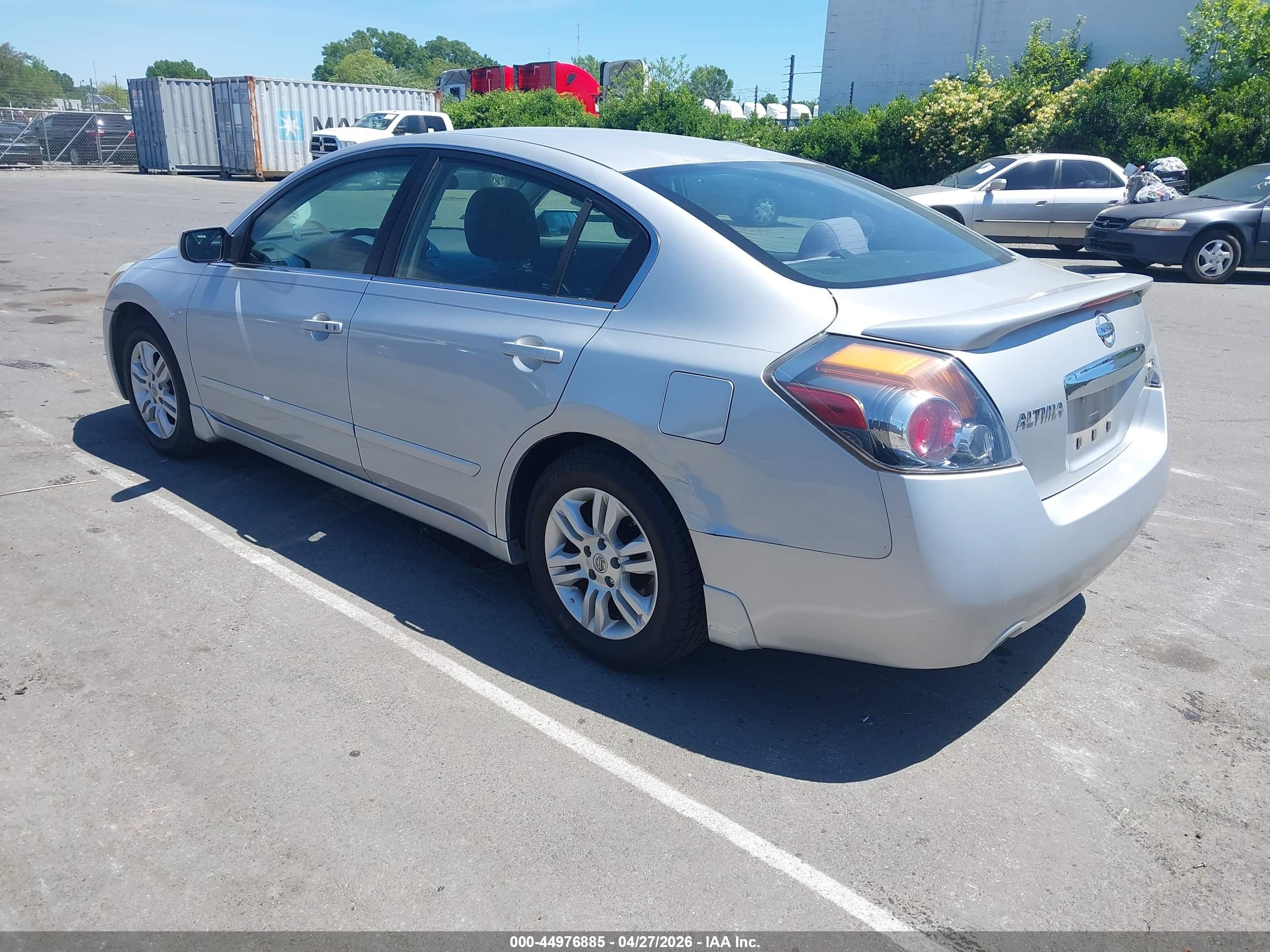 NISSAN ALTIMA image 3