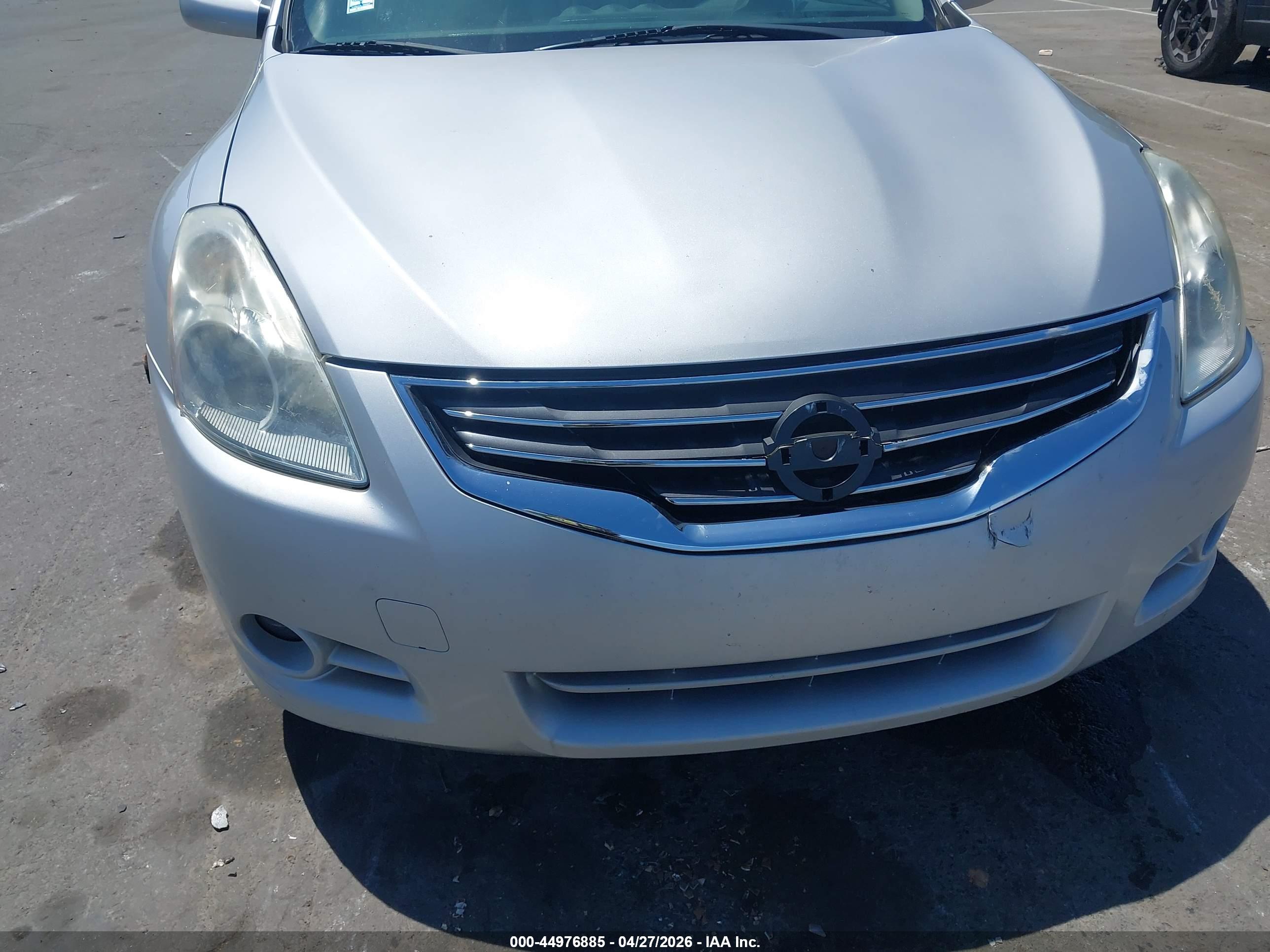 NISSAN ALTIMA image 6