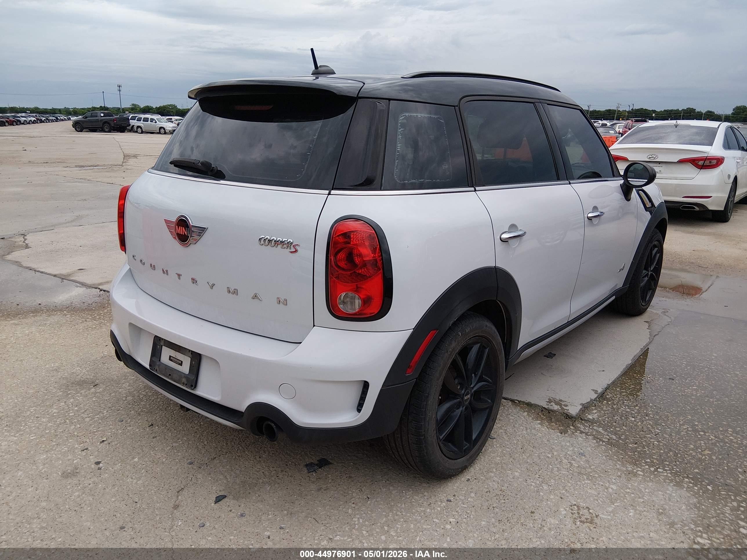 MINI COUNTRYMAN image 4