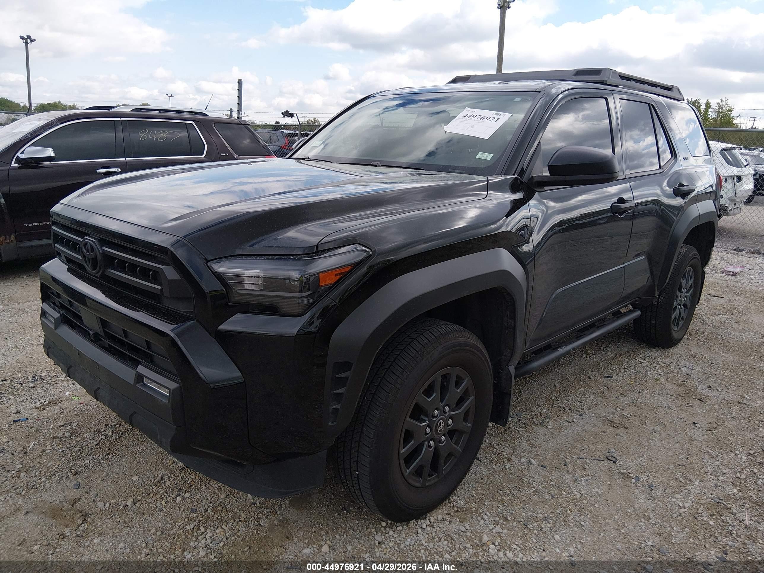 TOYOTA 4RUNNER image 2