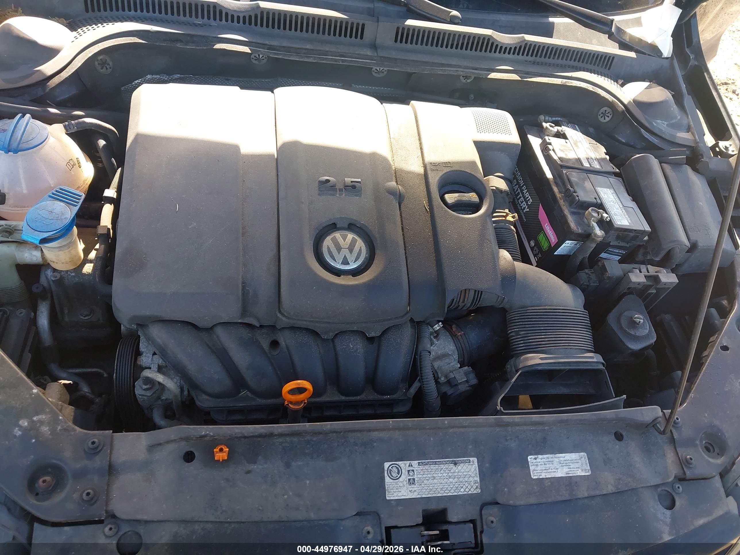 VOLKSWAGEN JETTA image 10