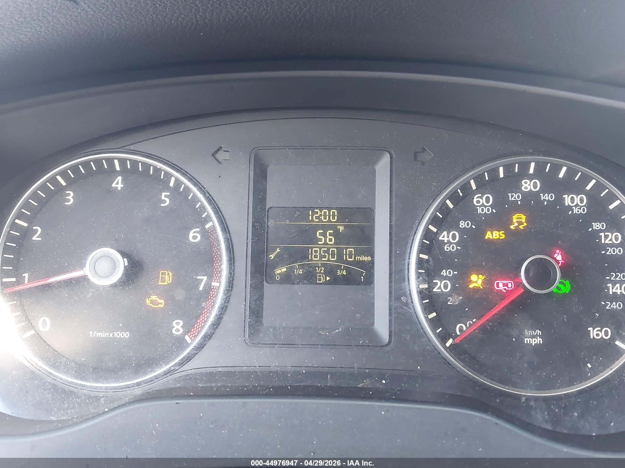 VOLKSWAGEN JETTA image 7