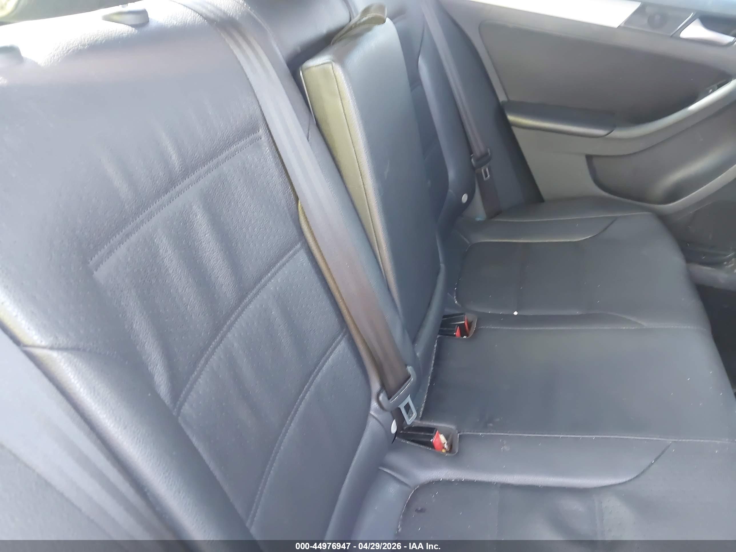 VOLKSWAGEN JETTA image 8