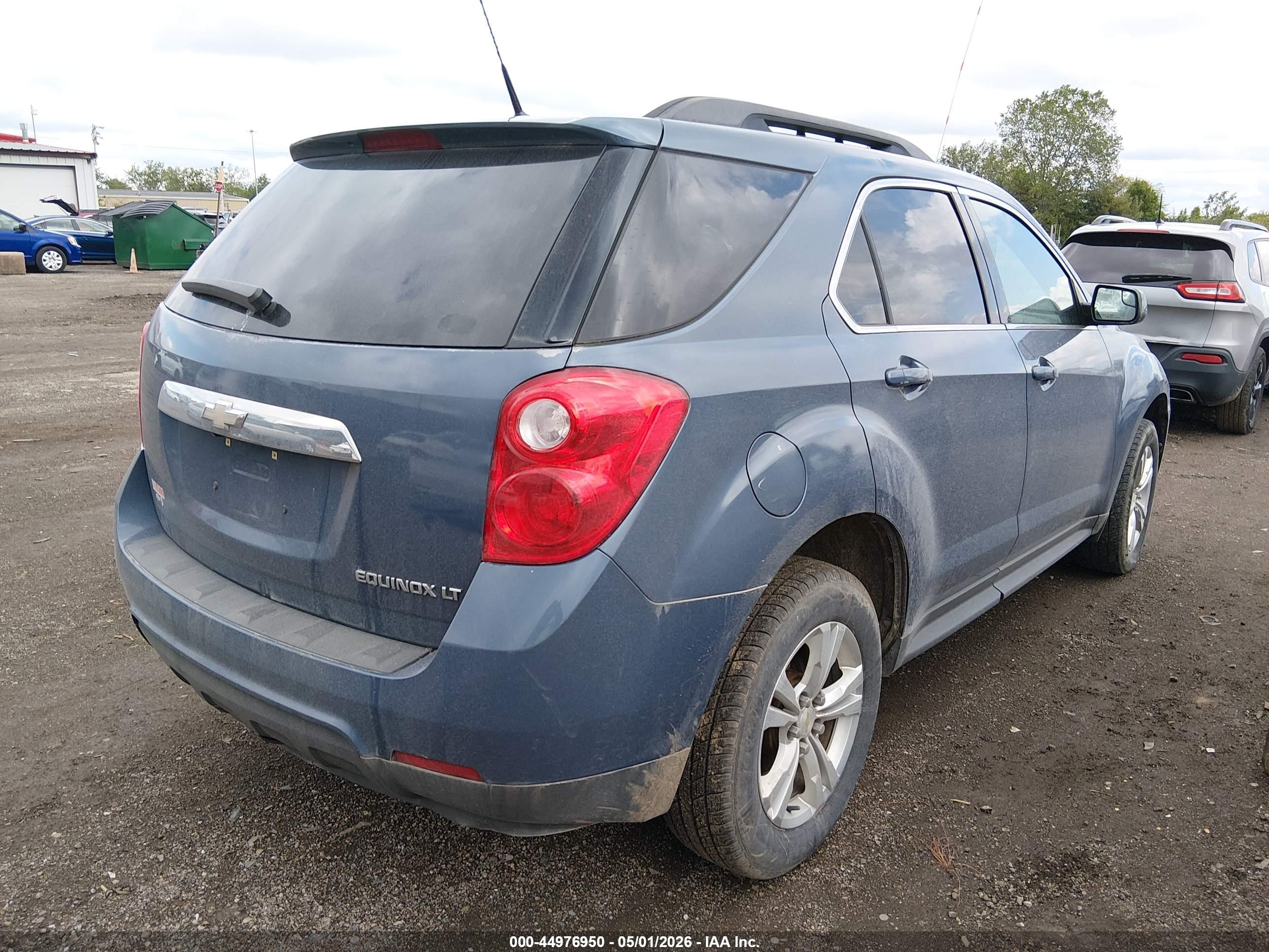 CHEVROLET EQUINOX image 4