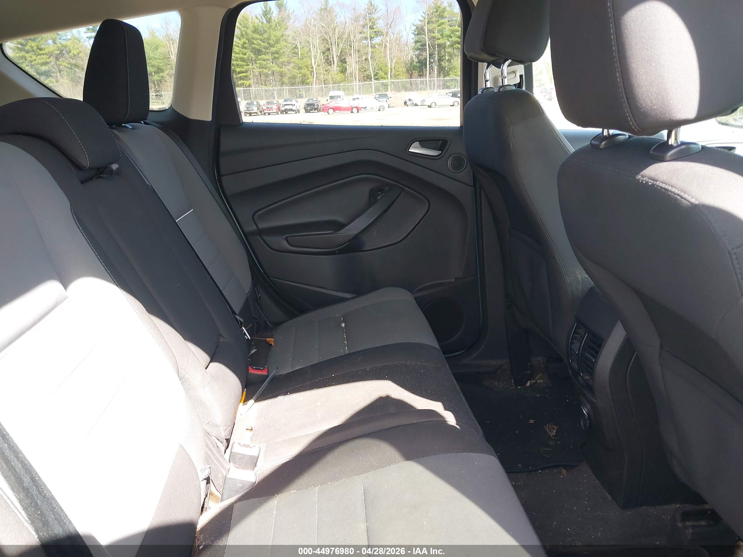 FORD ESCAPE image 8