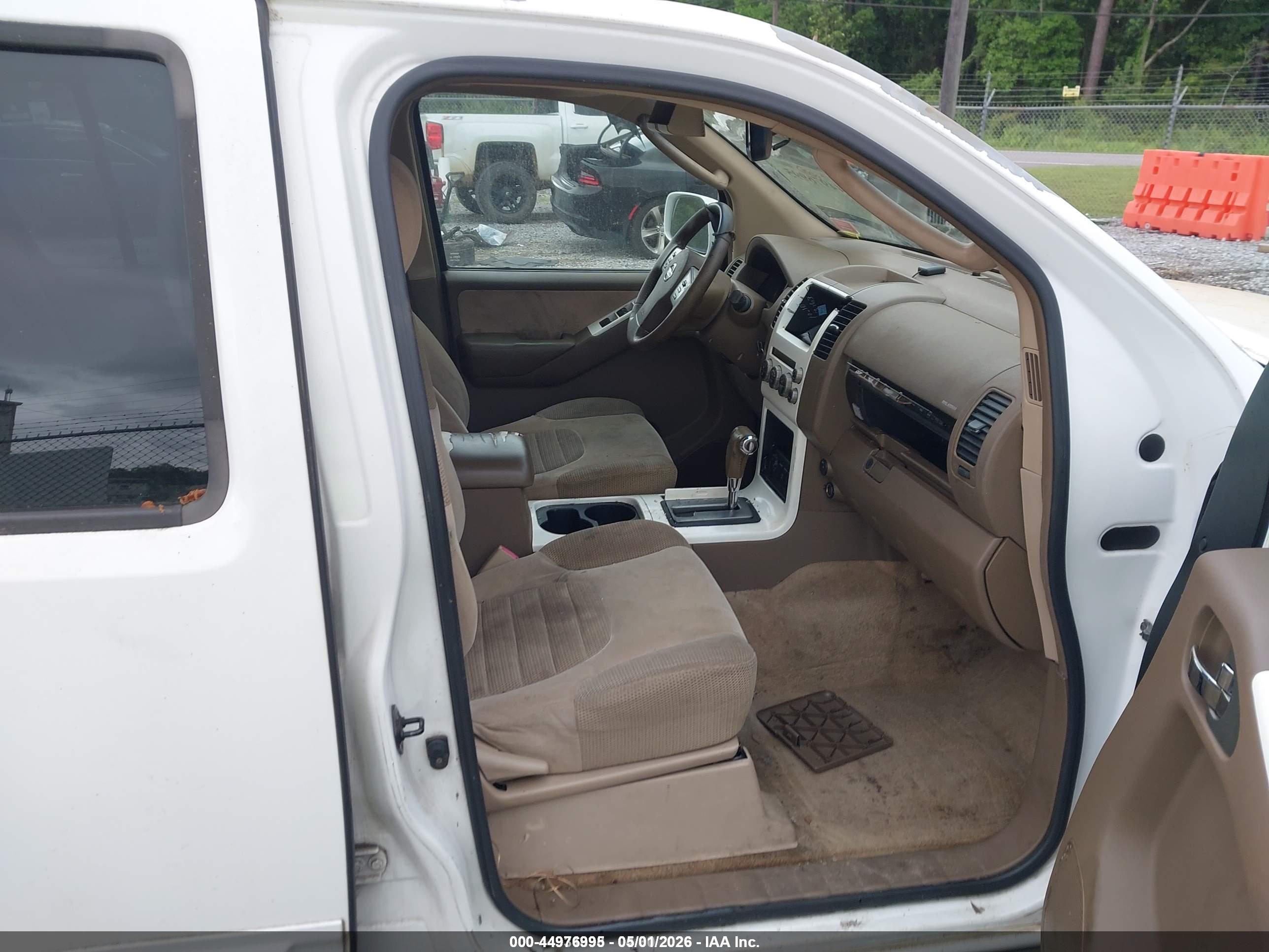 NISSAN PATHFINDER image 5