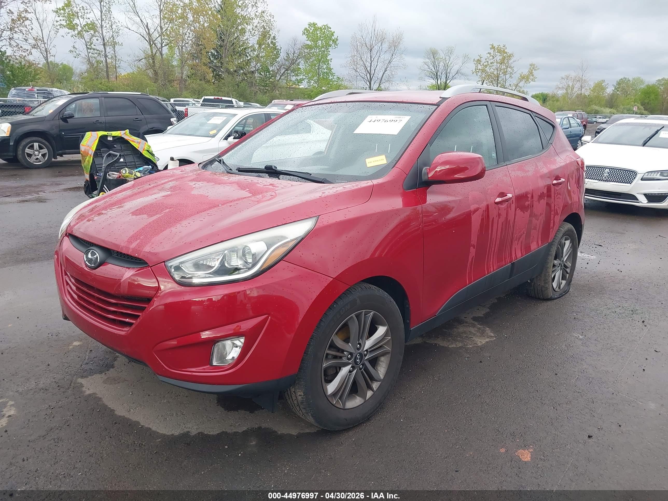 HYUNDAI TUCSON image 2