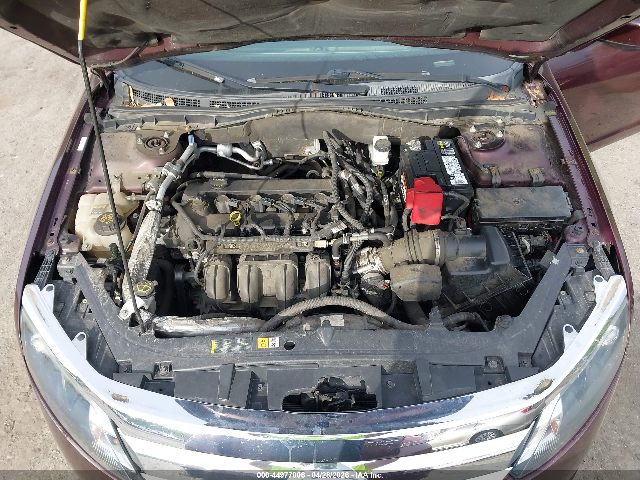 FORD FUSION image 10