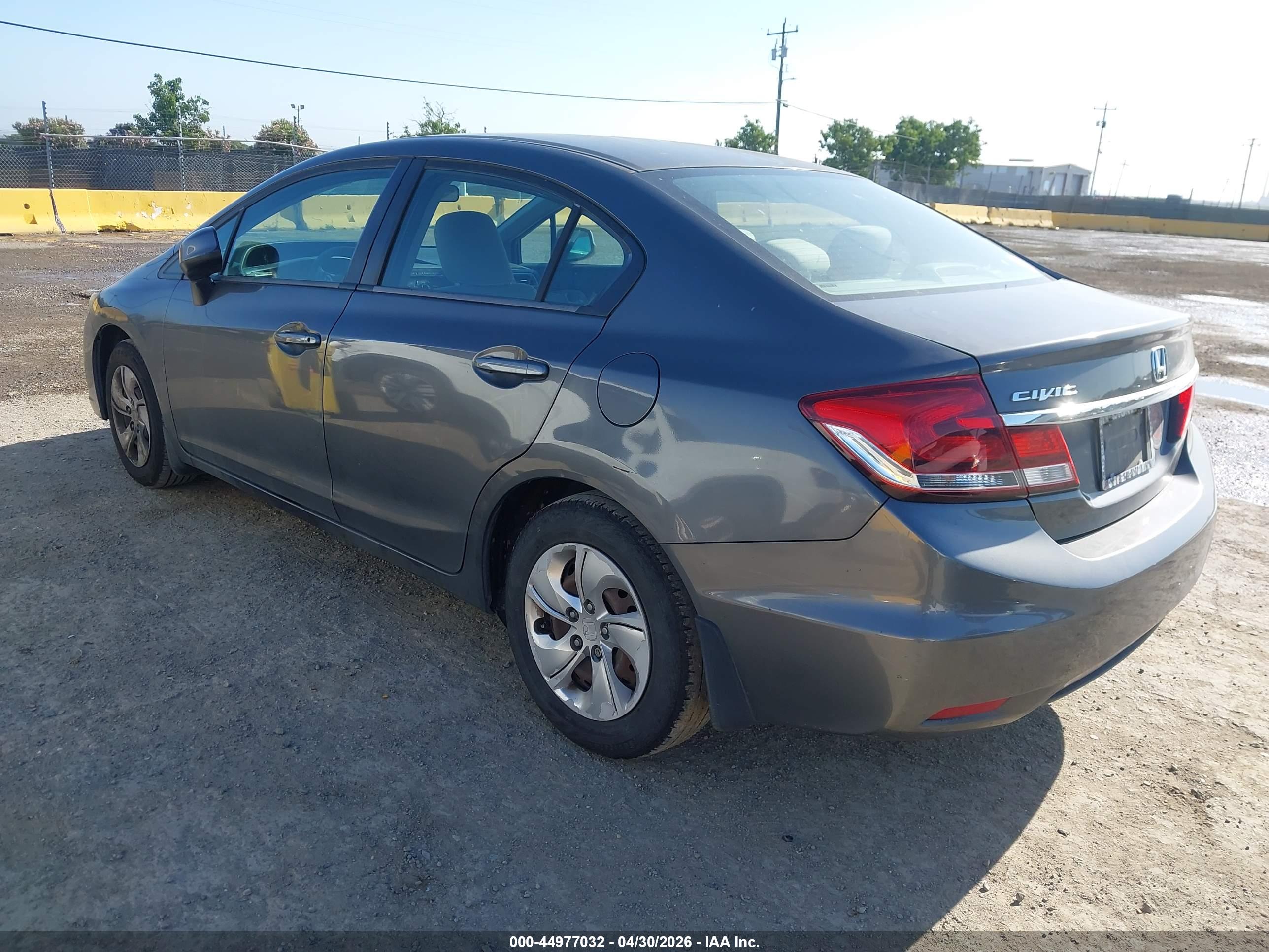 HONDA CIVIC image 3