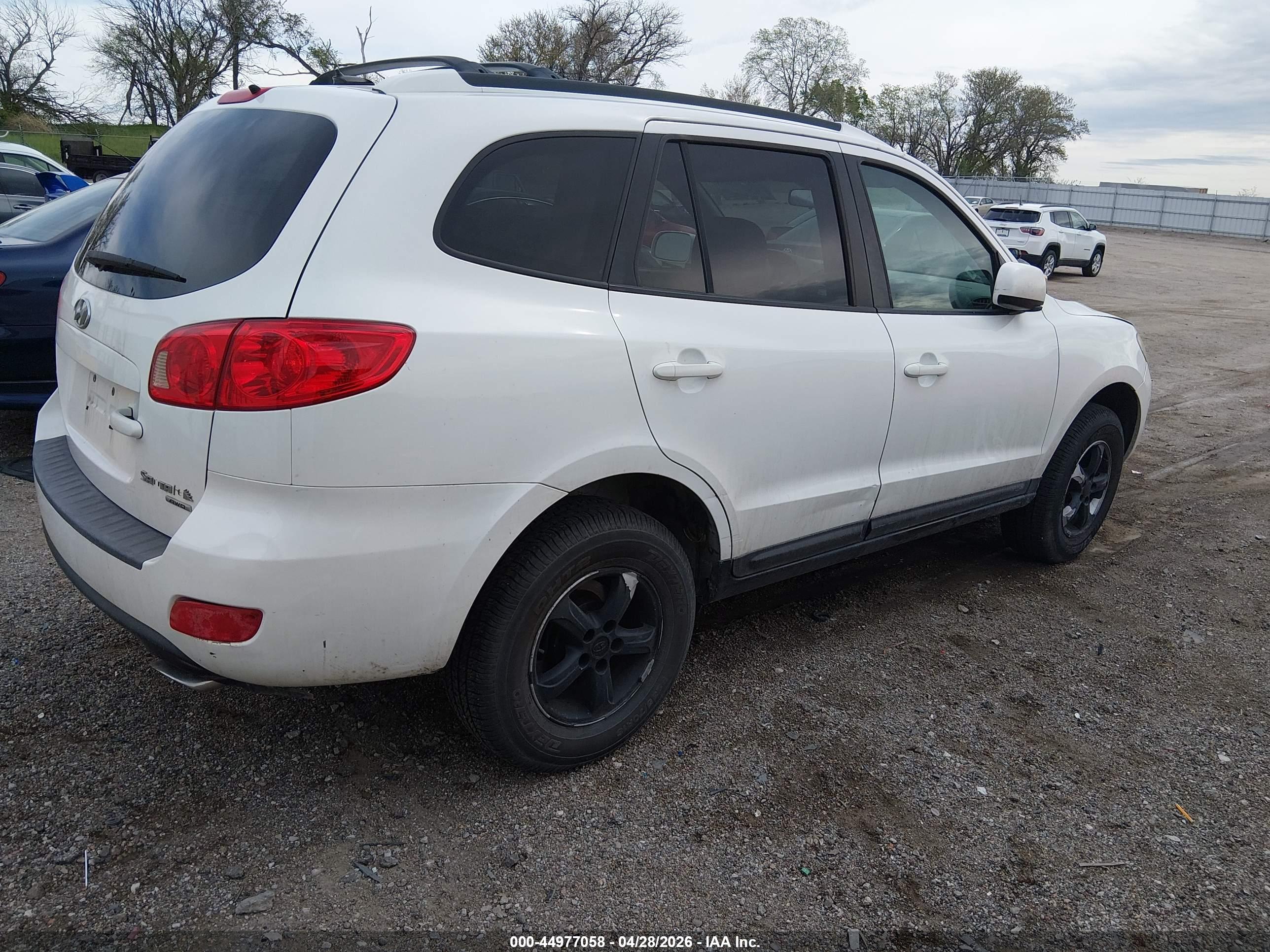 HYUNDAI SANTA image 4