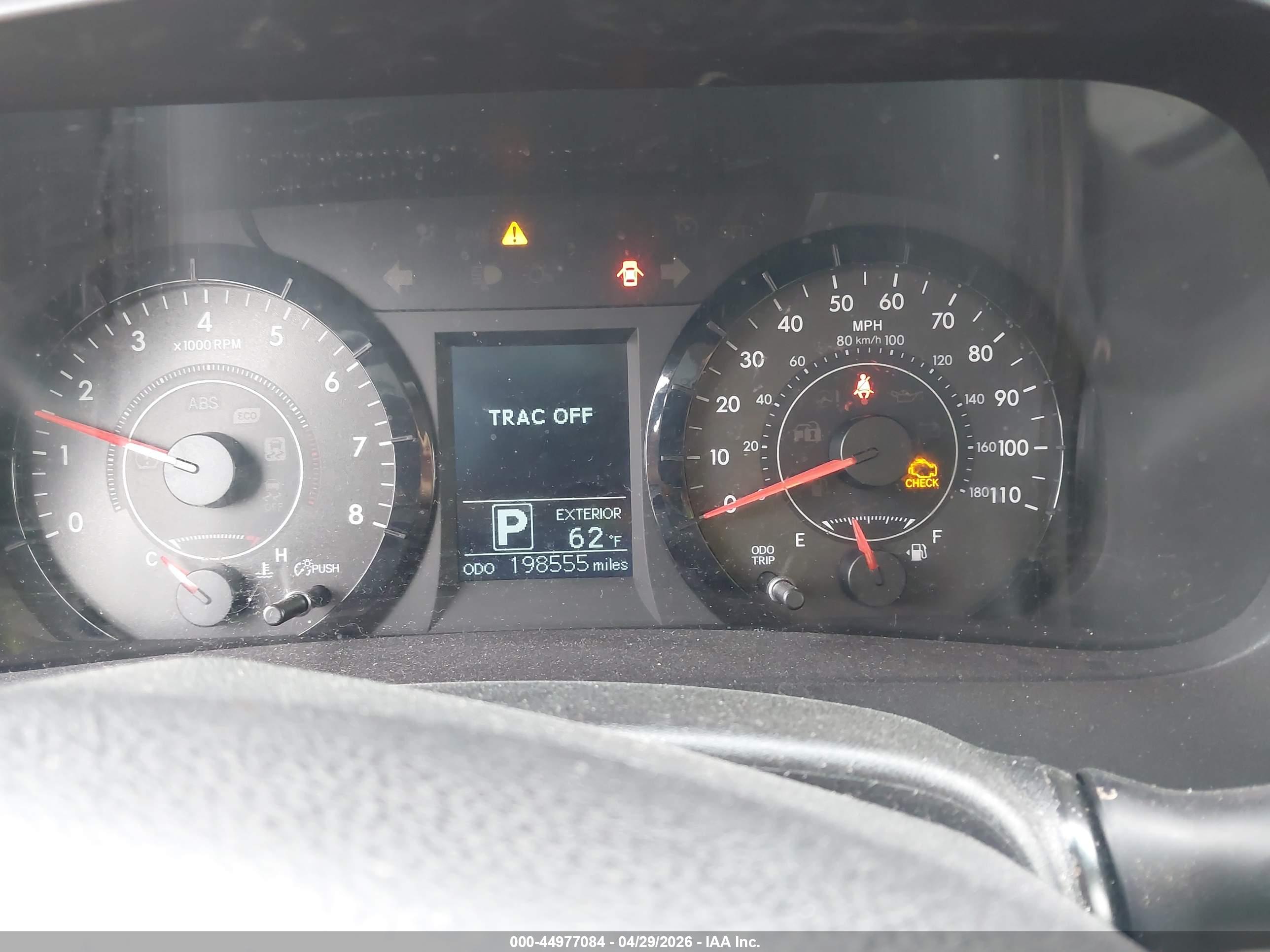 TOYOTA SIENNA image 7