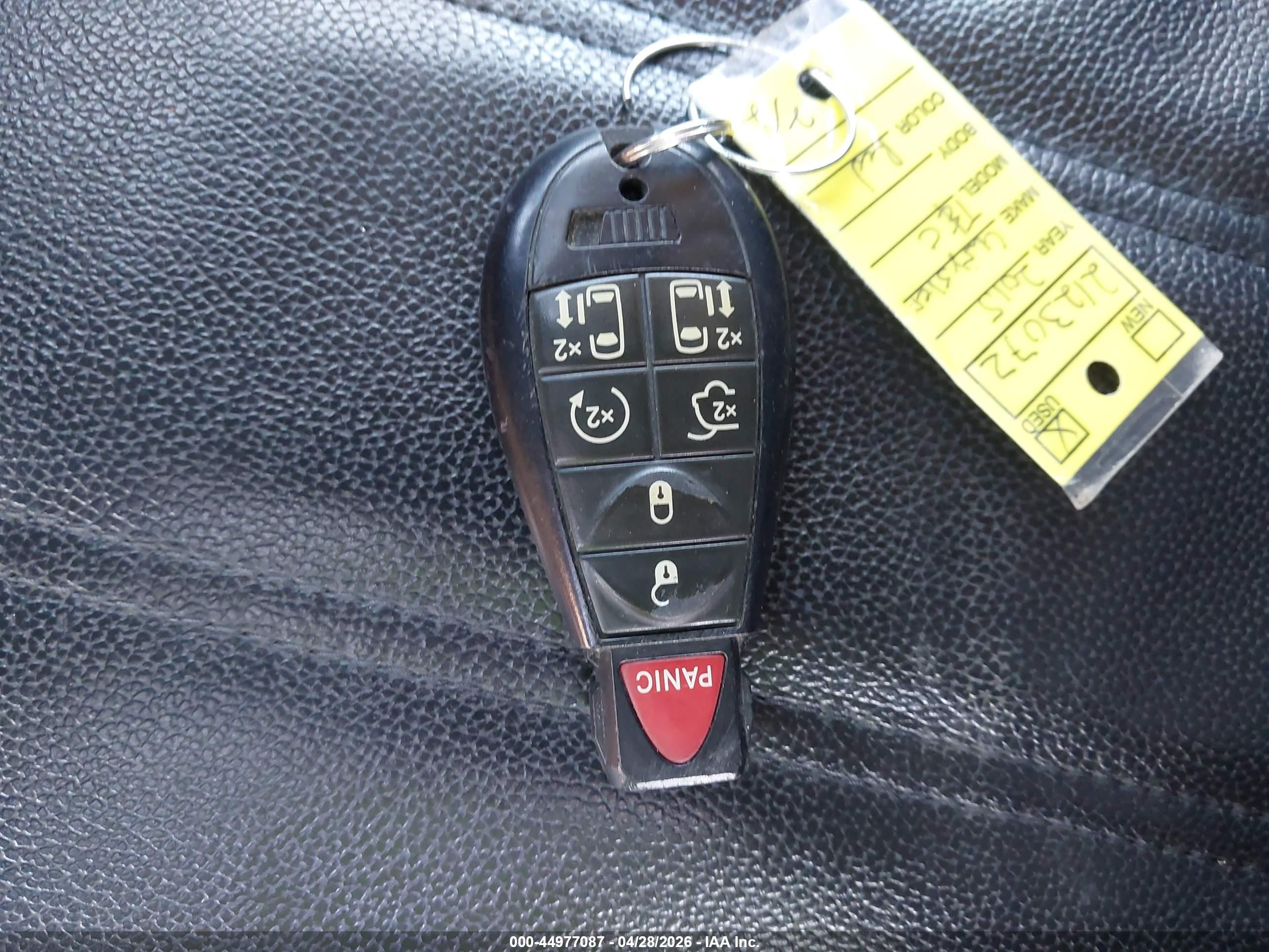 CHRYSLER TOWN image 11