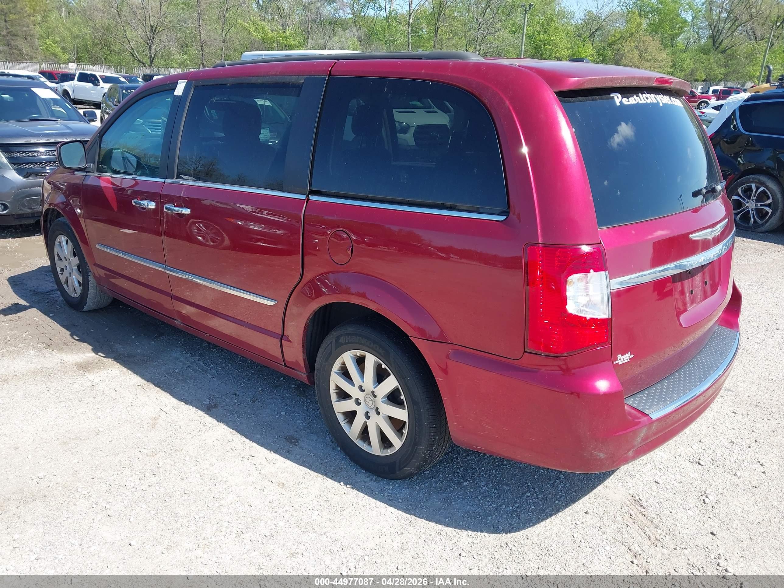 CHRYSLER TOWN image 3