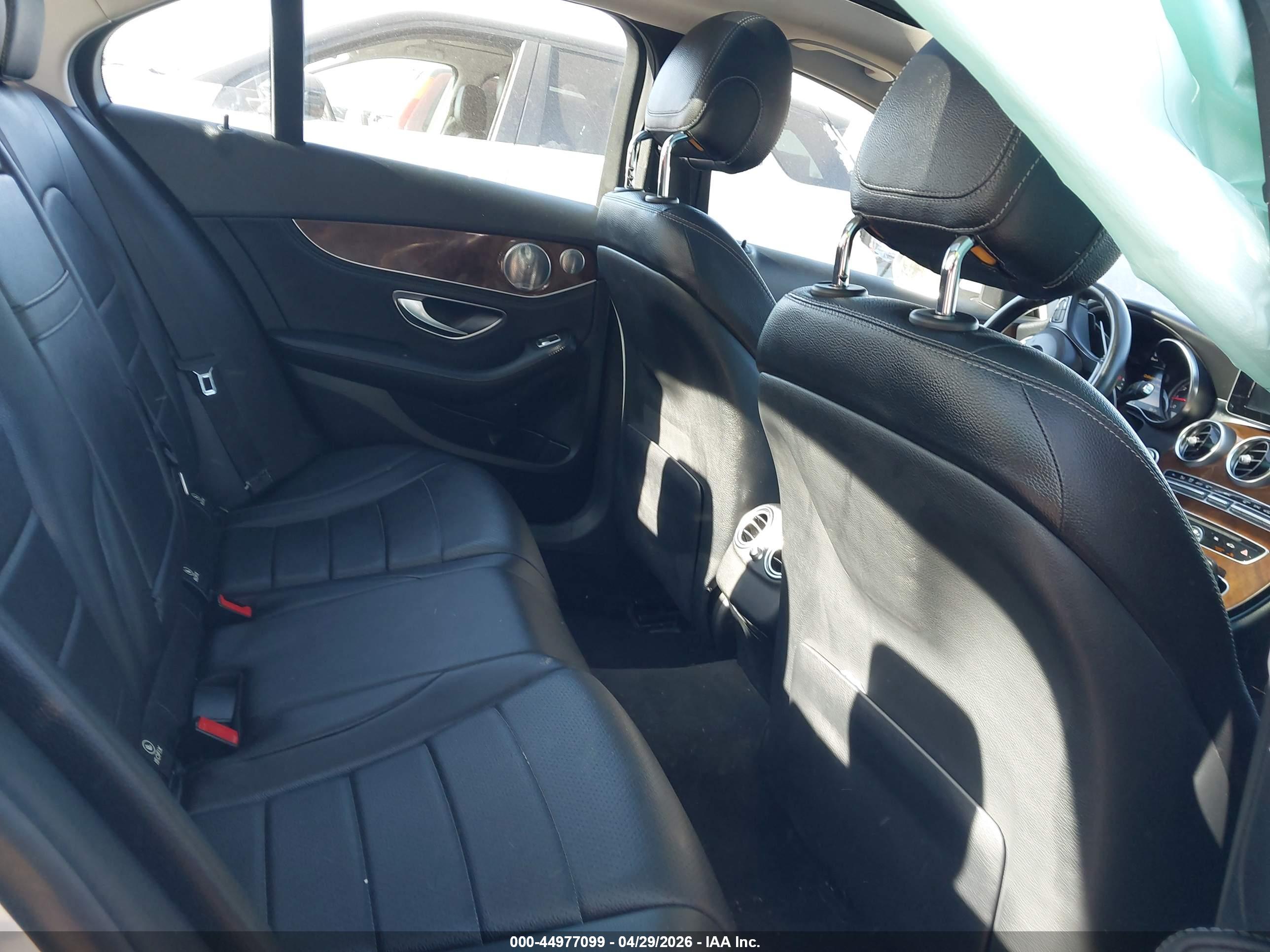 MERCEDES-BENZ C image 8