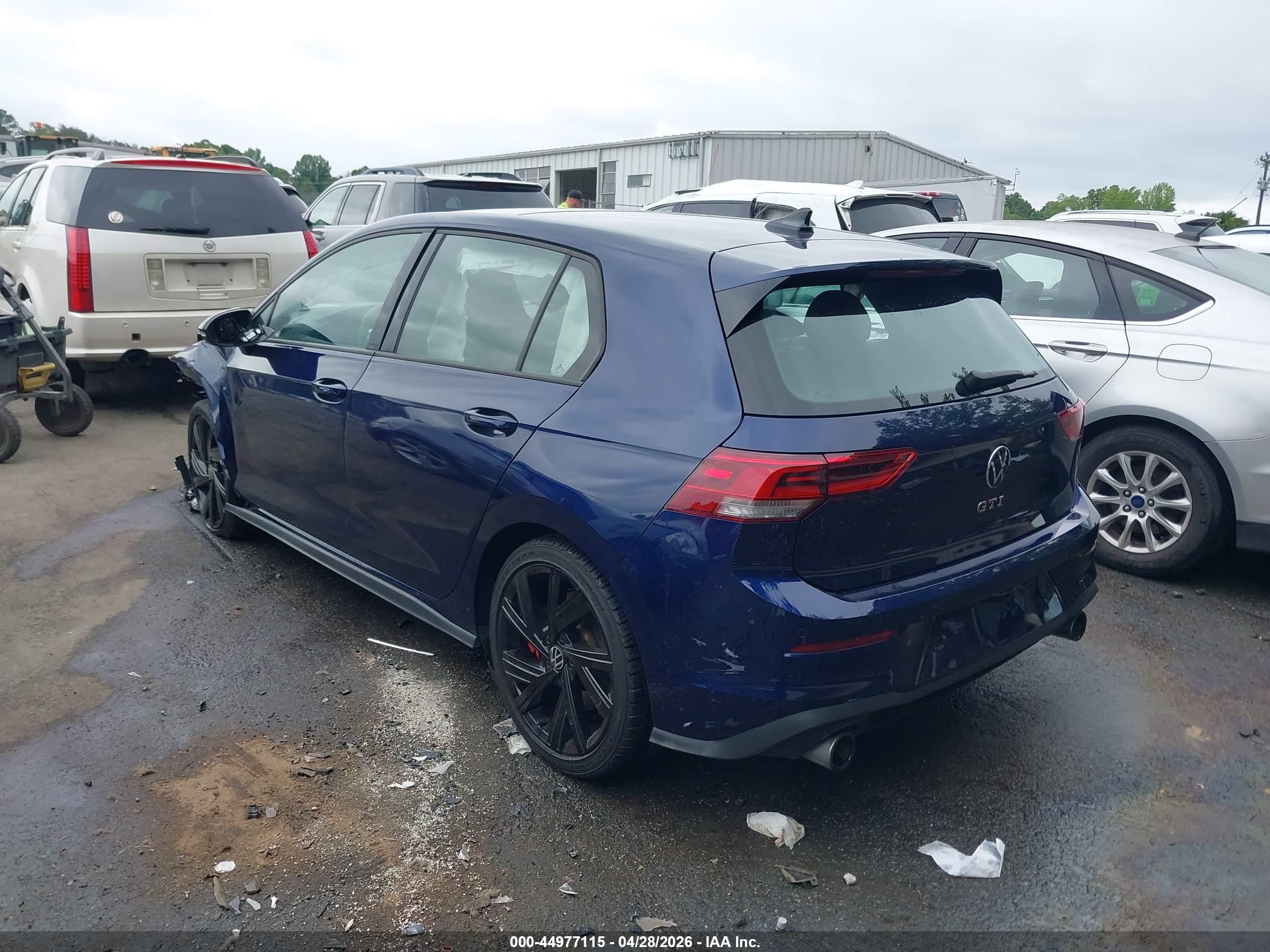 VOLKSWAGEN GOLF image 3
