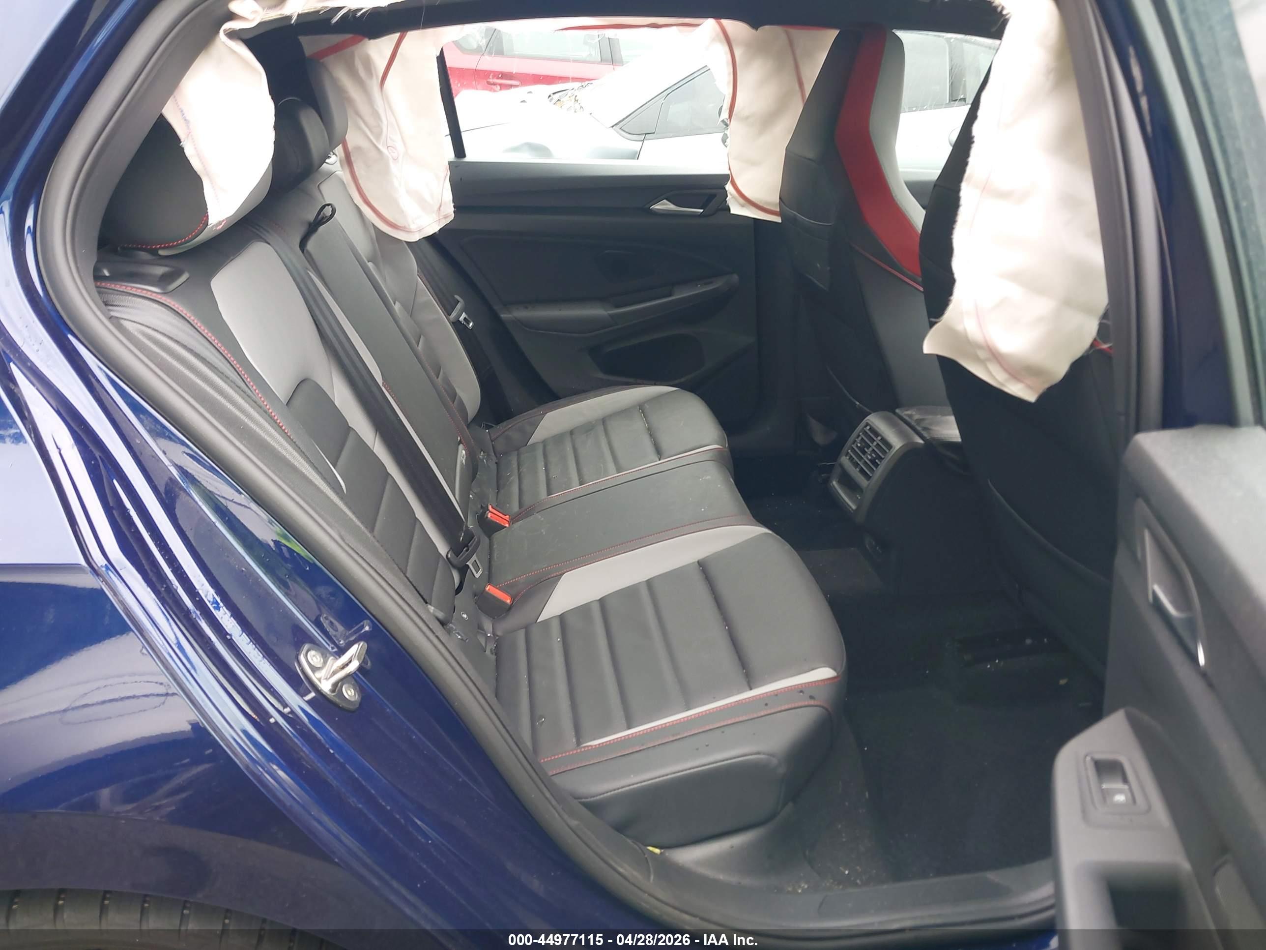 VOLKSWAGEN GOLF image 8