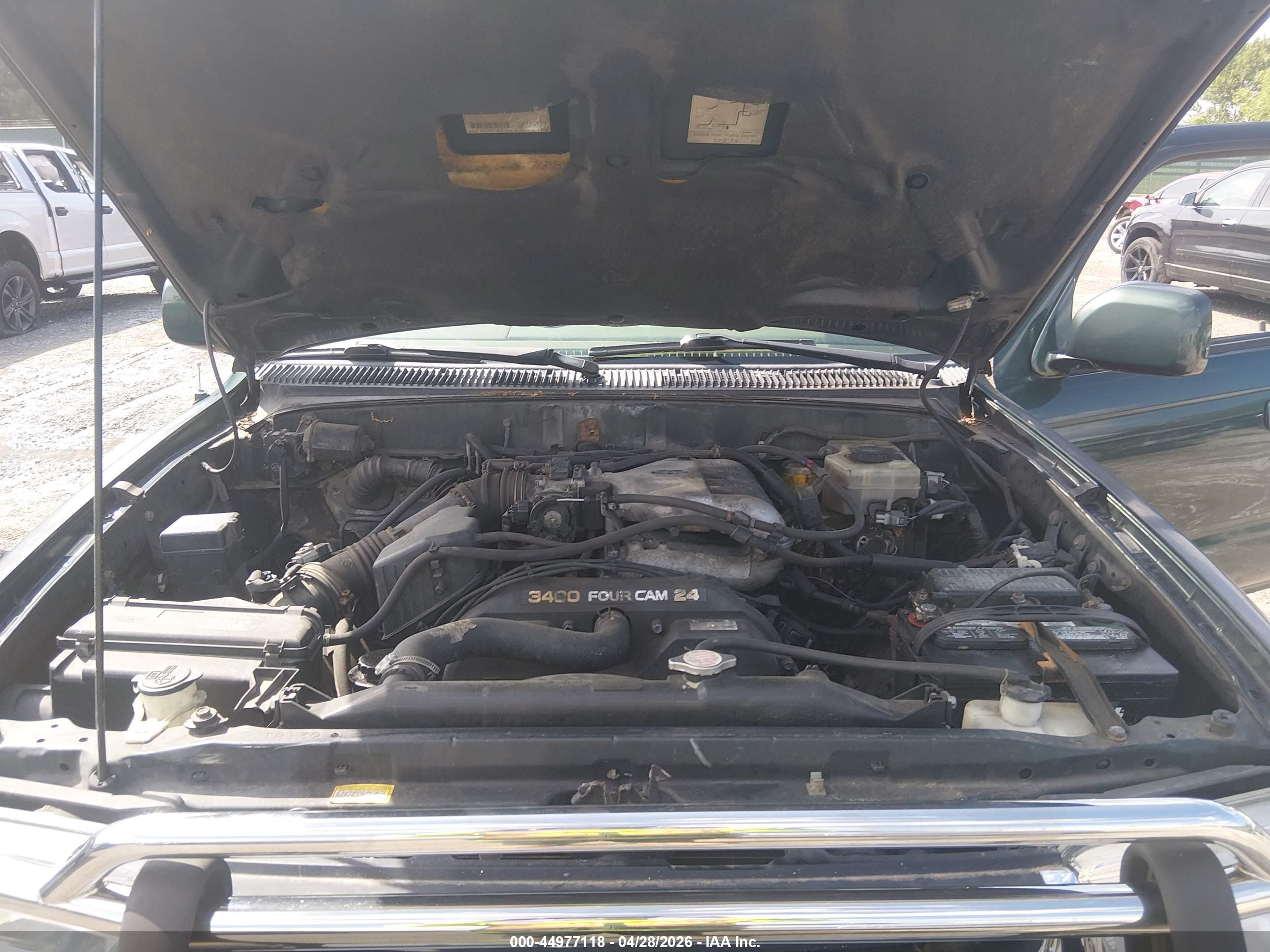 TOYOTA 4RUNNER image 10