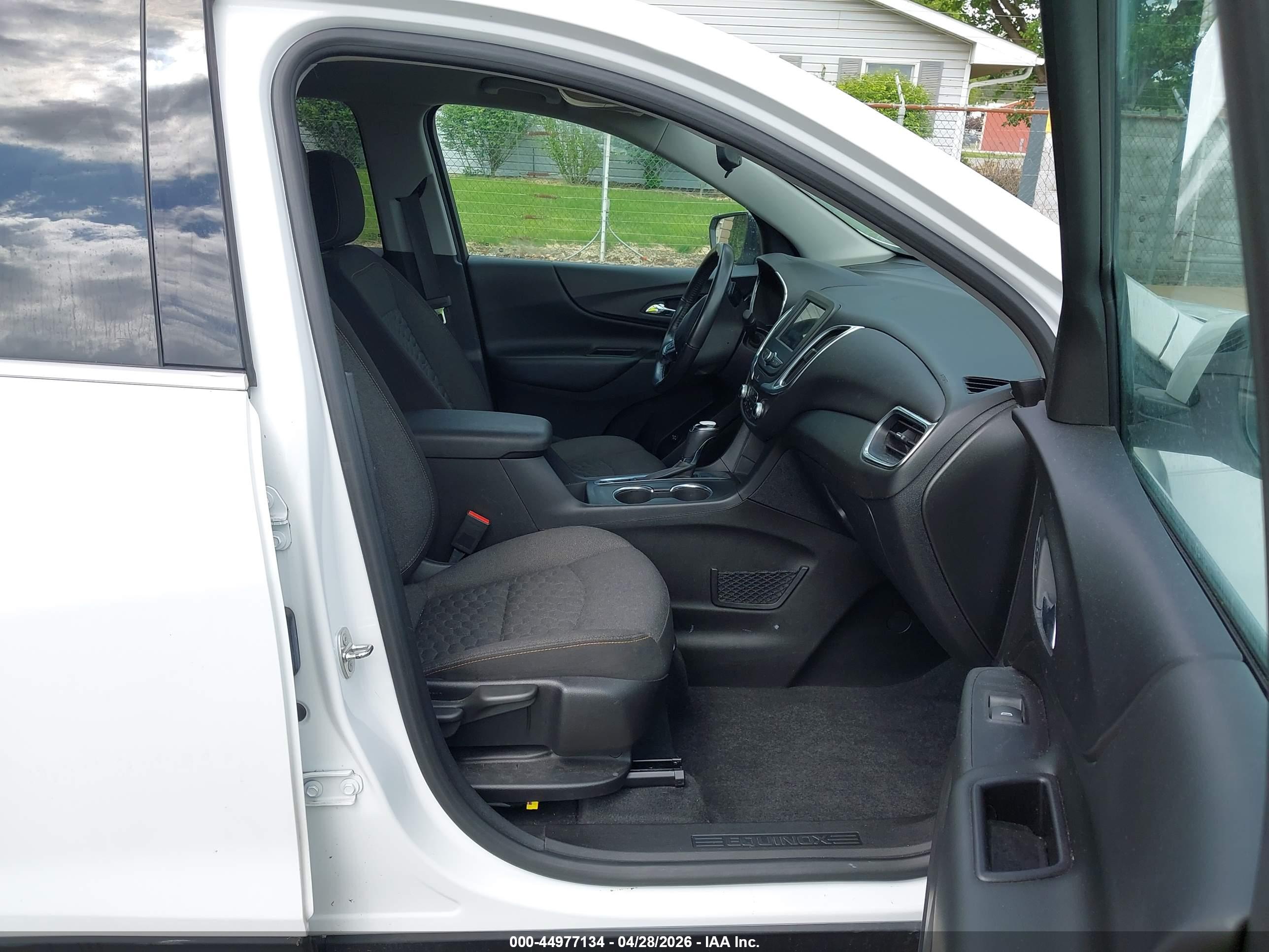 CHEVROLET EQUINOX image 5