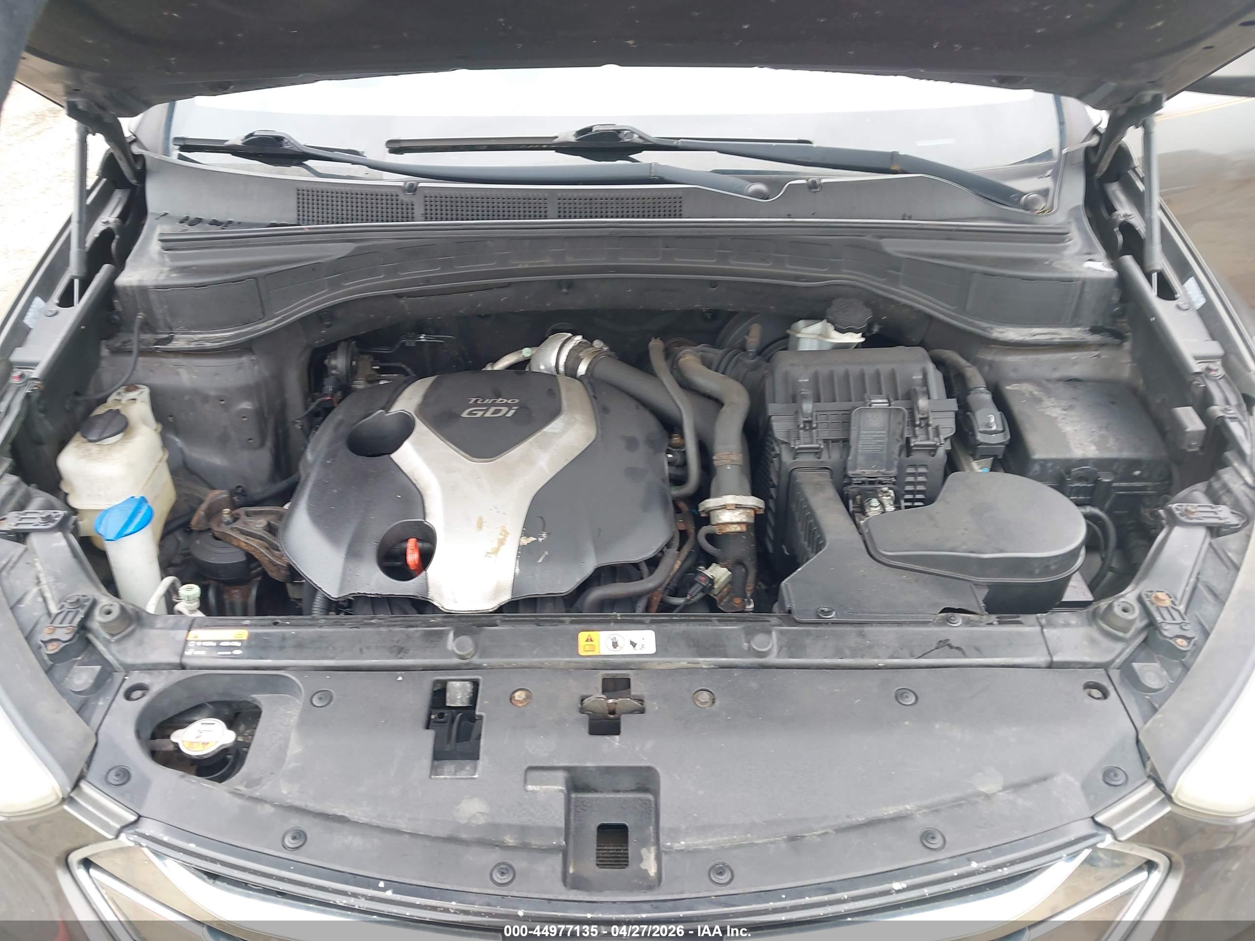 HYUNDAI SANTA image 10
