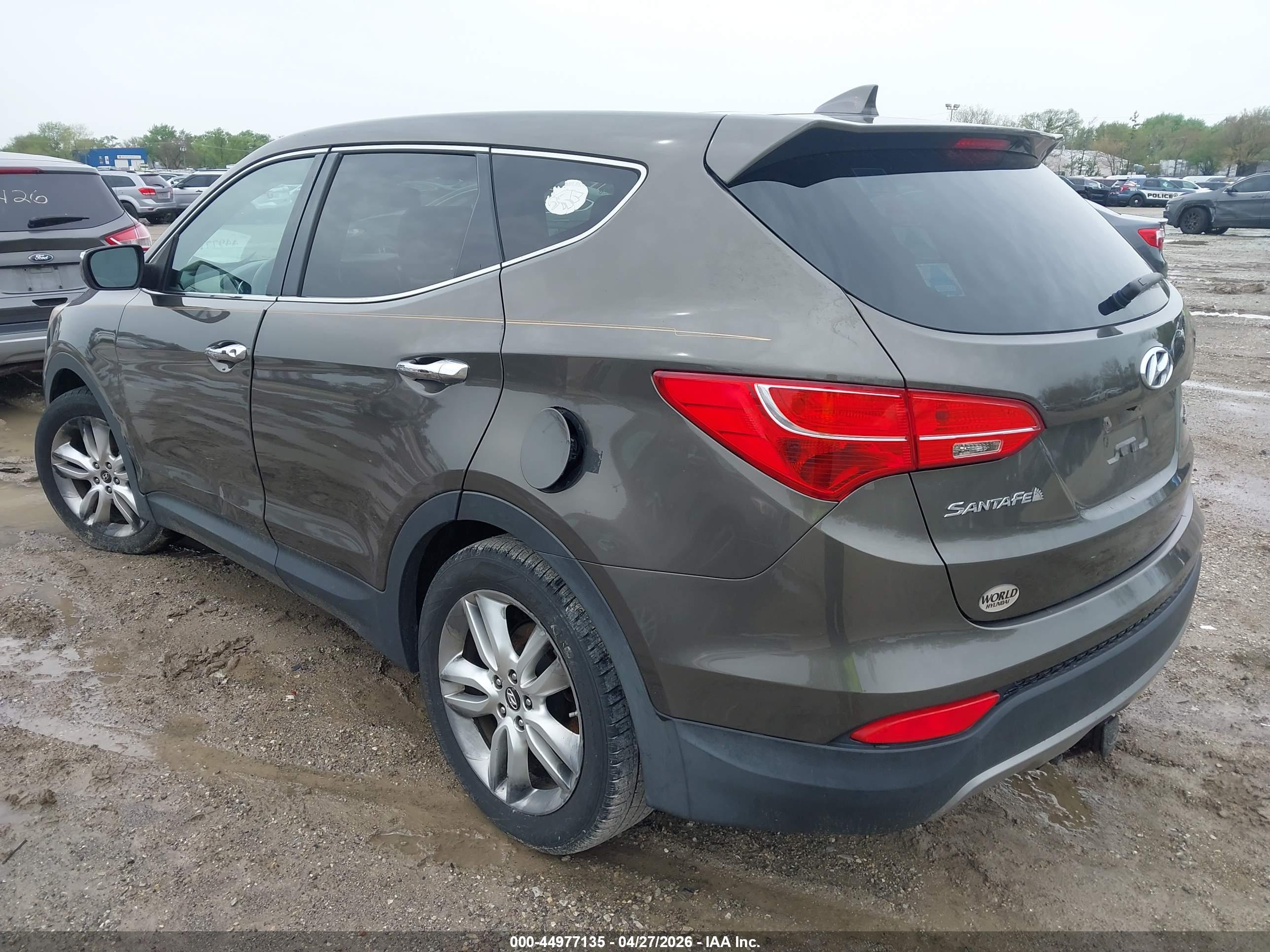 HYUNDAI SANTA image 3
