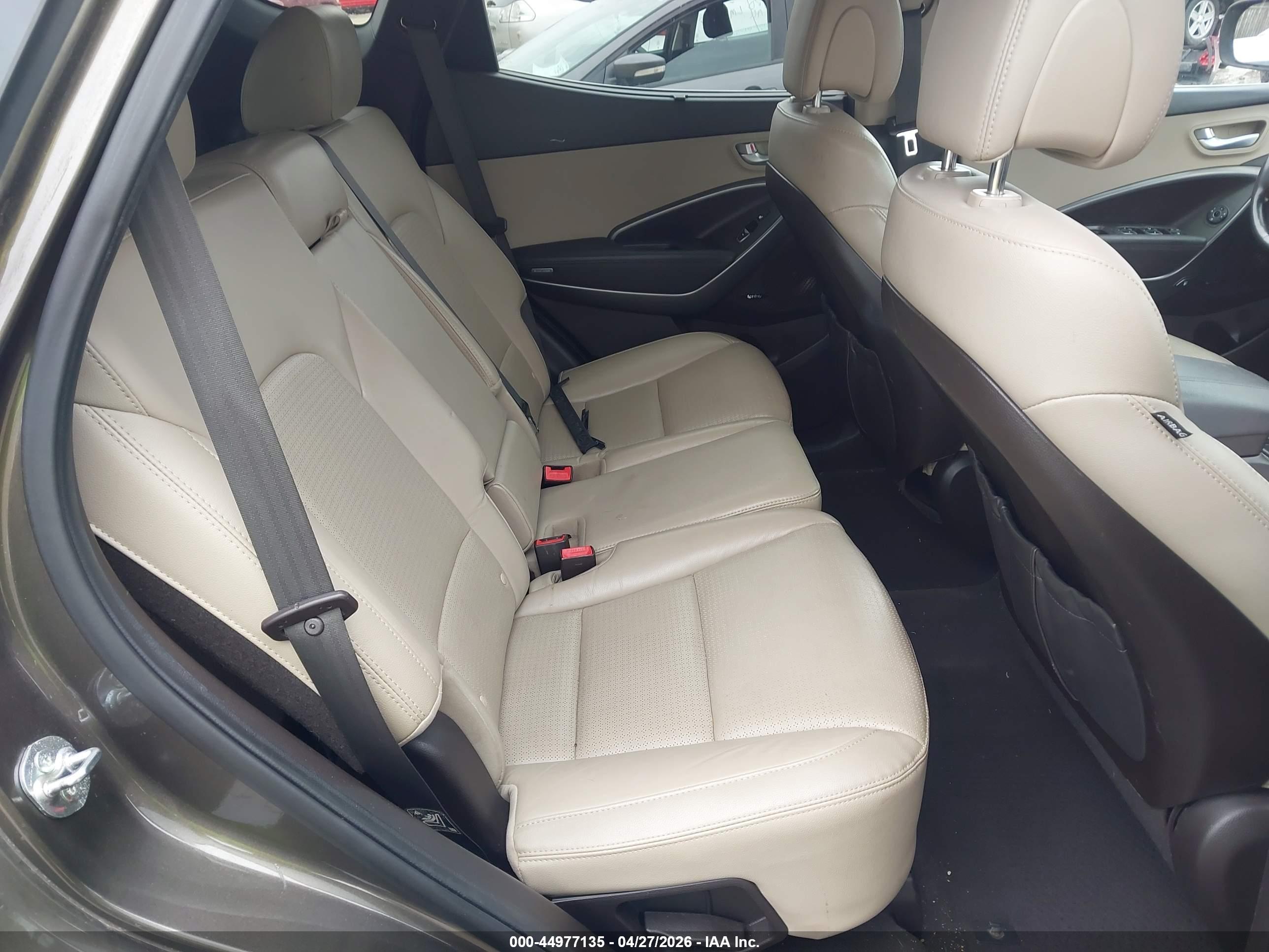 HYUNDAI SANTA image 8