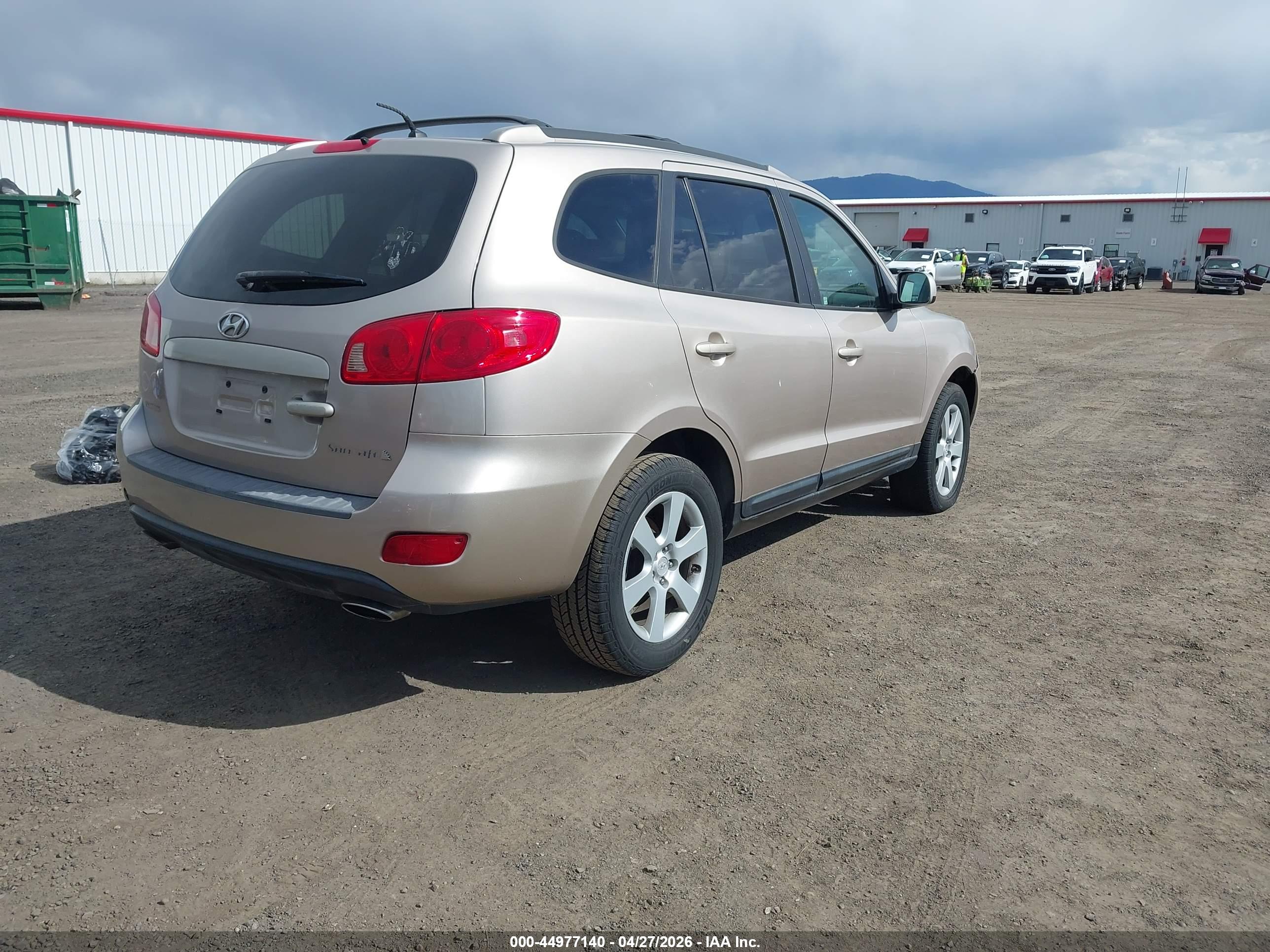 HYUNDAI SANTA image 4