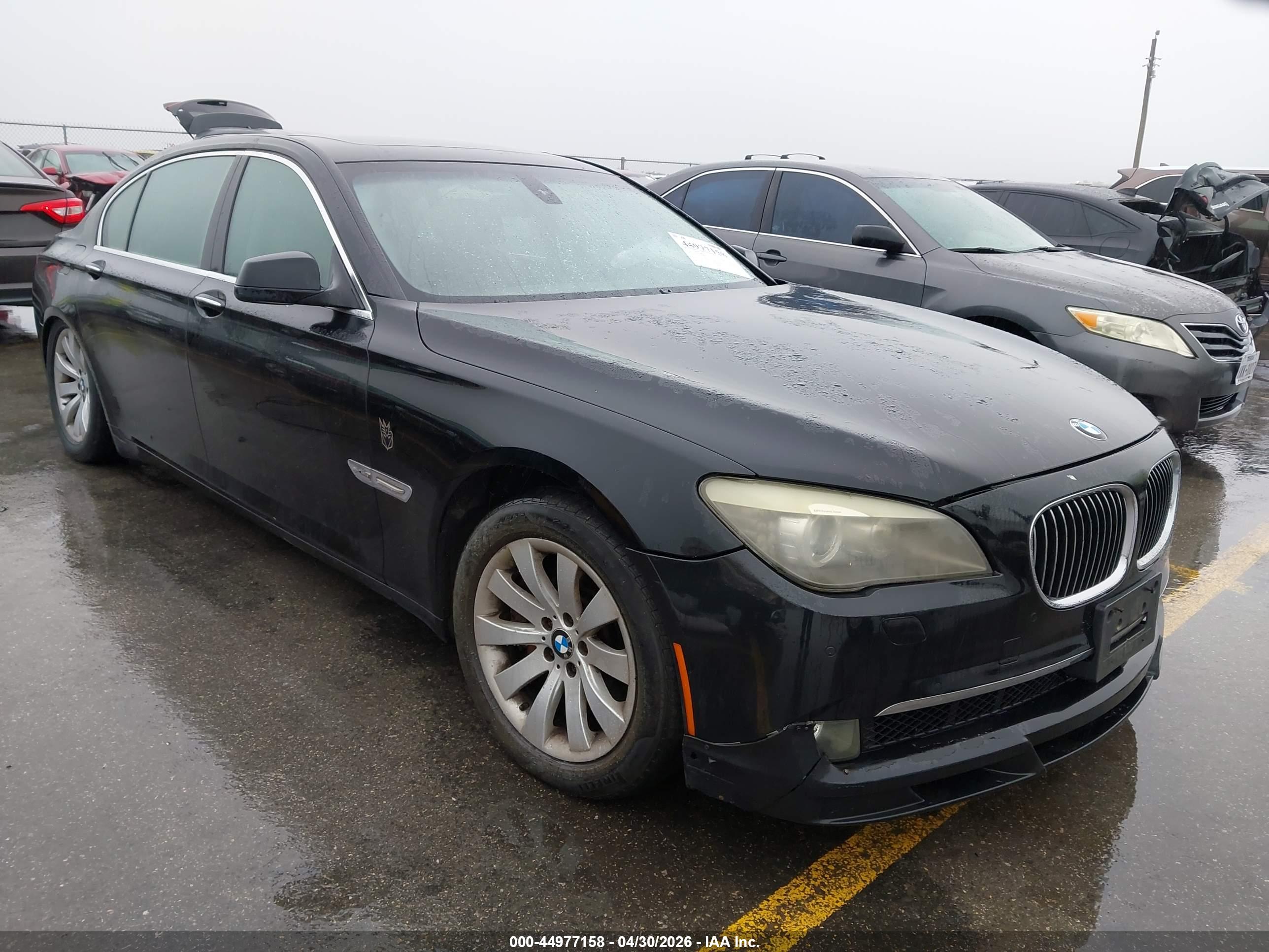 BMW 750LI image 6