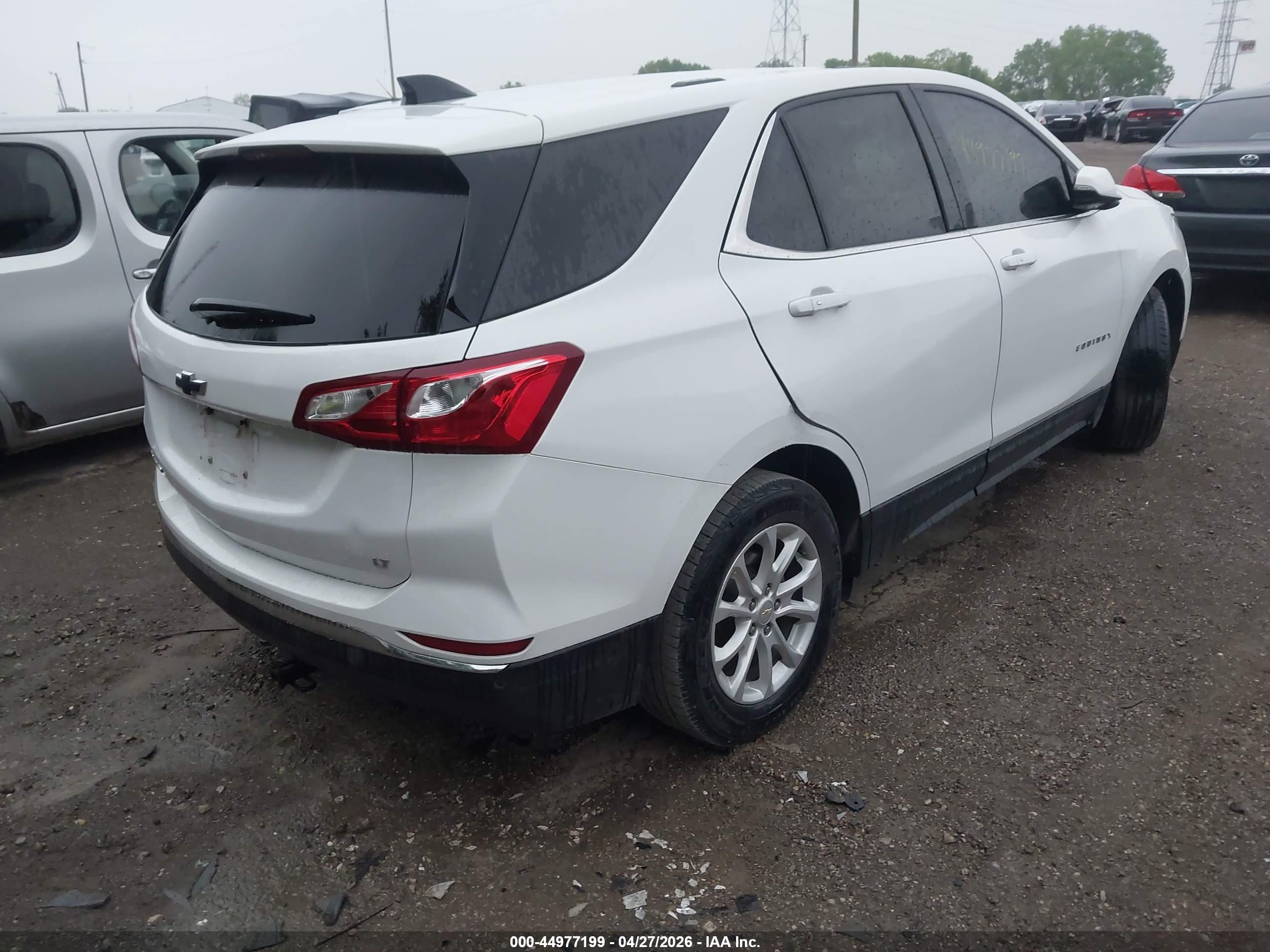 CHEVROLET EQUINOX image 4