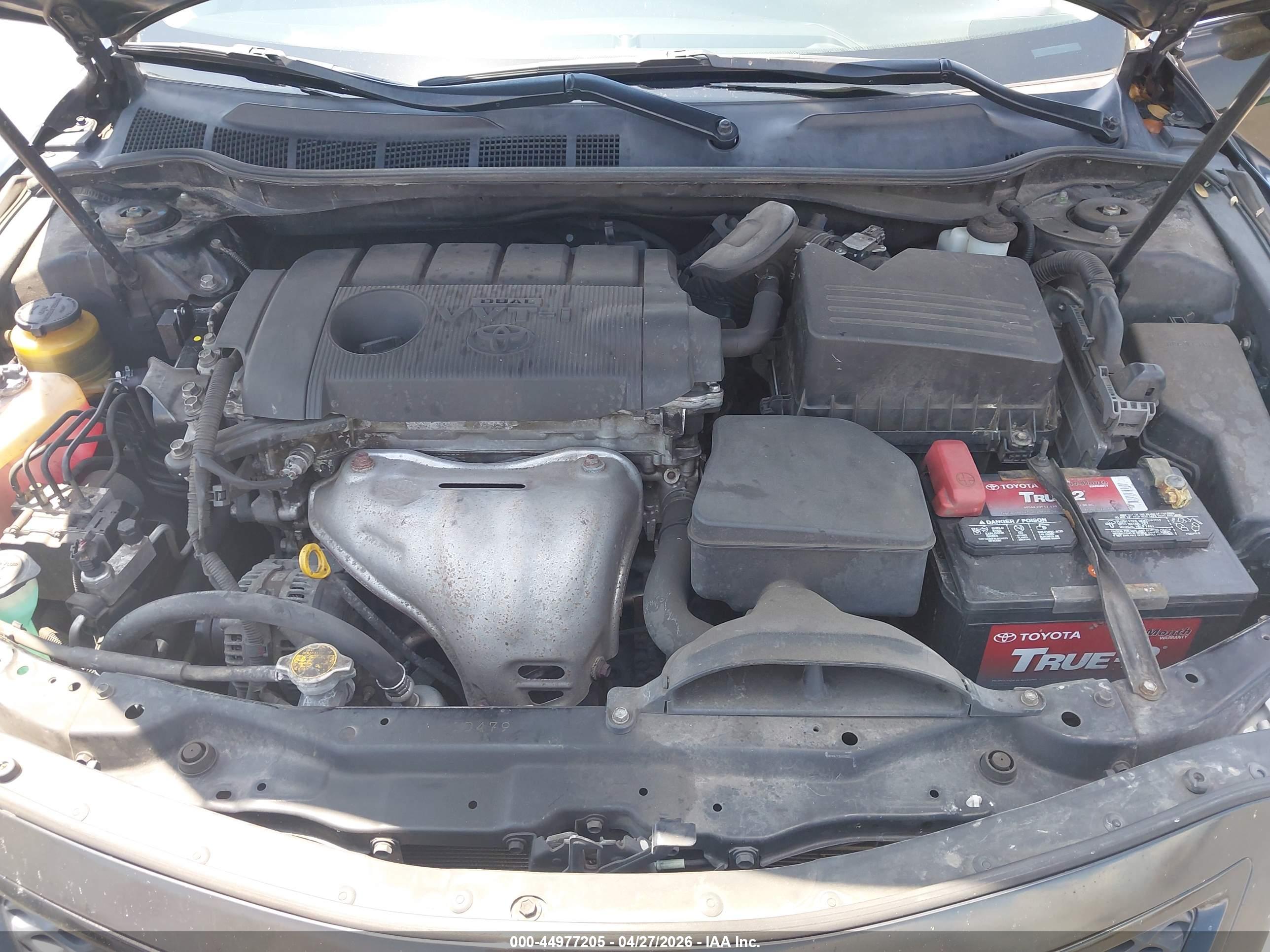 TOYOTA CAMRY image 10
