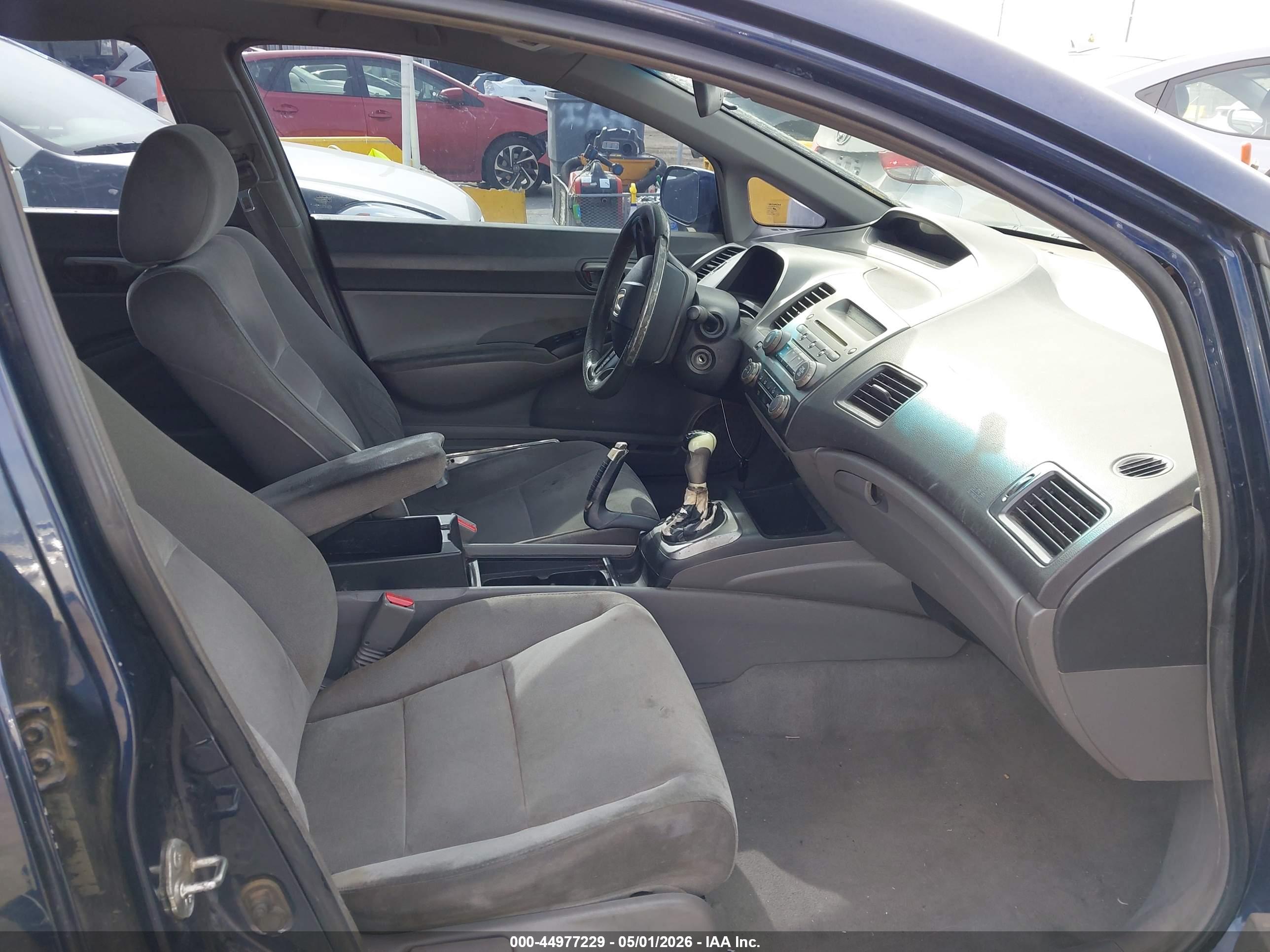 HONDA CIVIC image 5