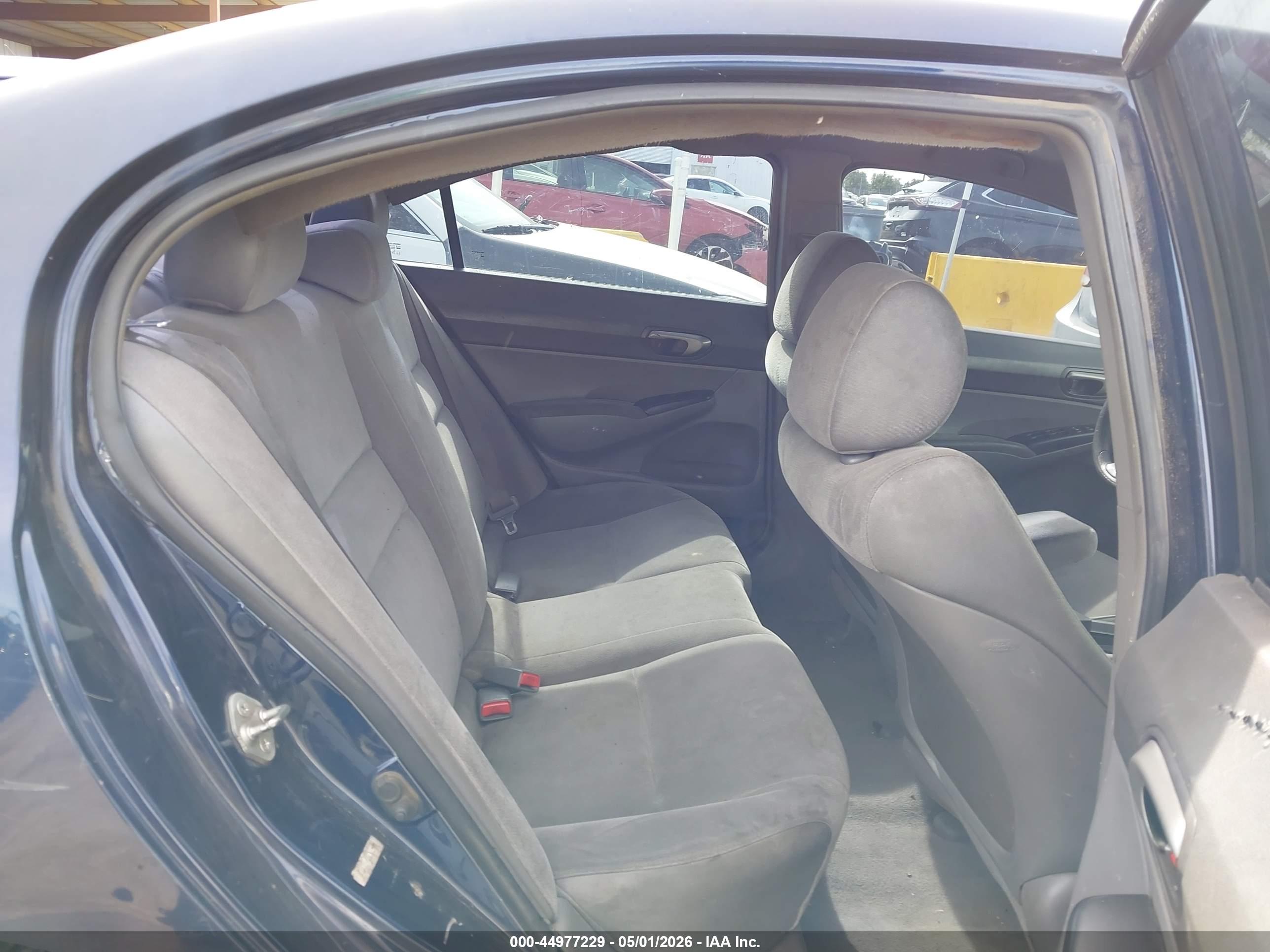 HONDA CIVIC image 8