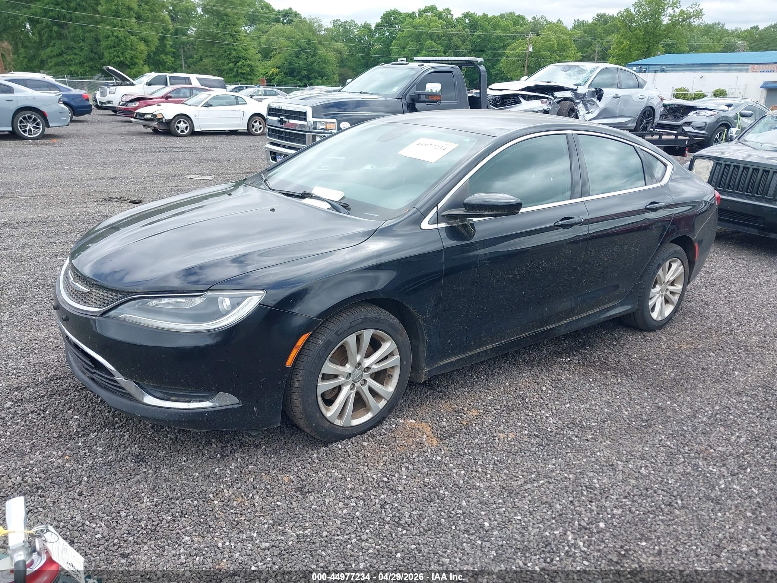 CHRYSLER 200 image 2