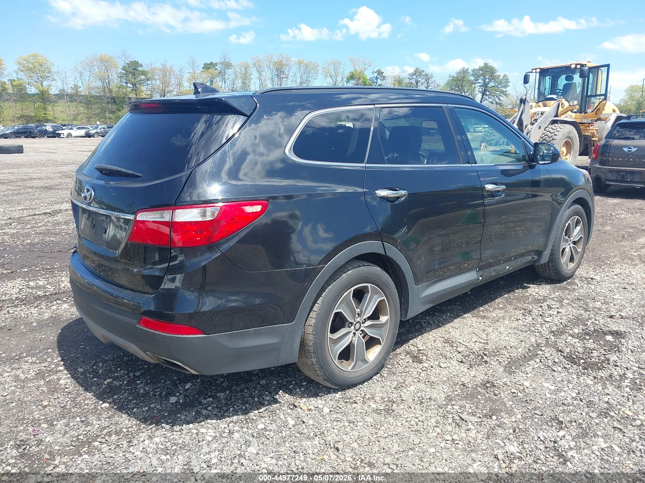 HYUNDAI SANTA image 4
