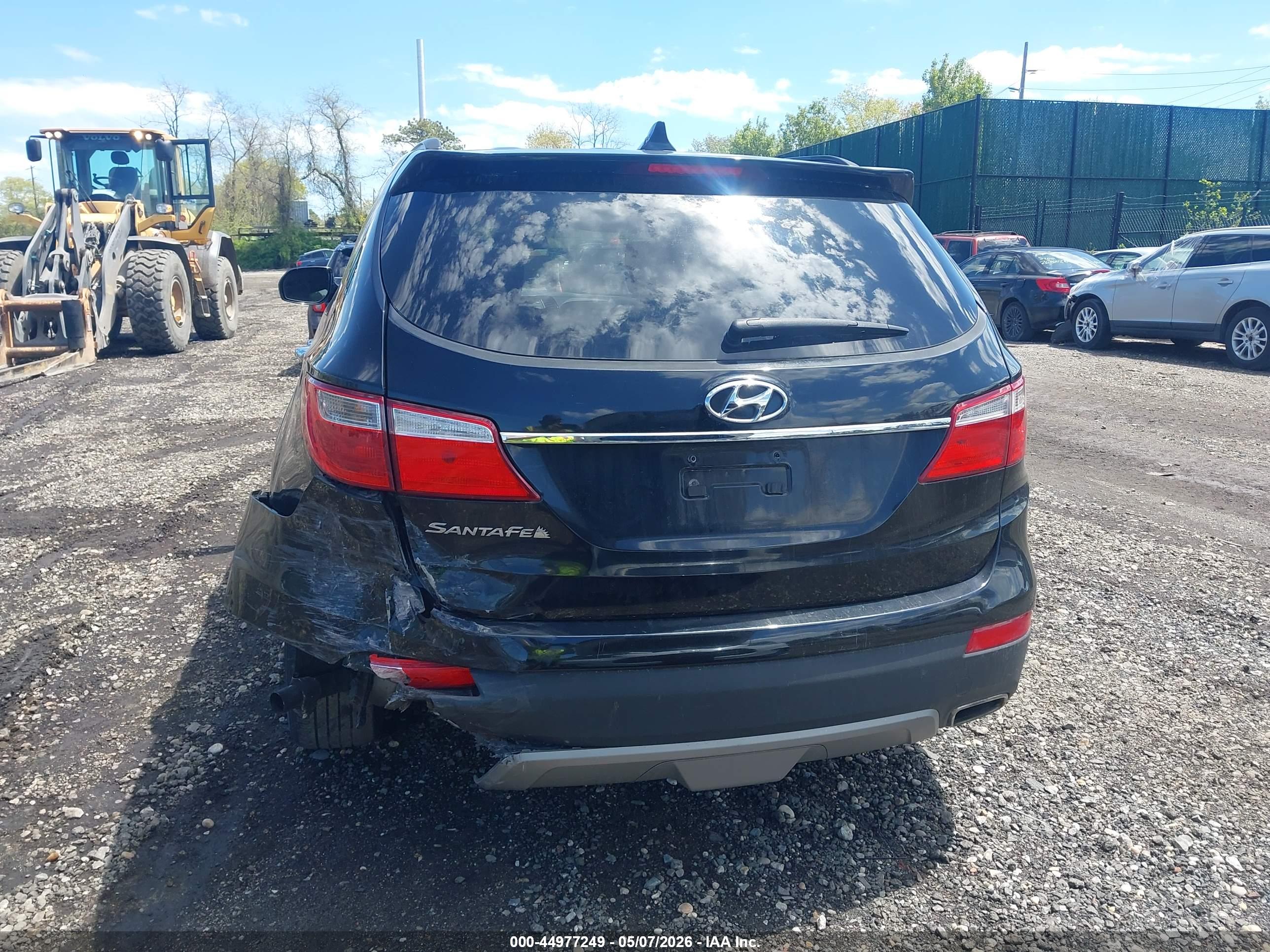 HYUNDAI SANTA image 6