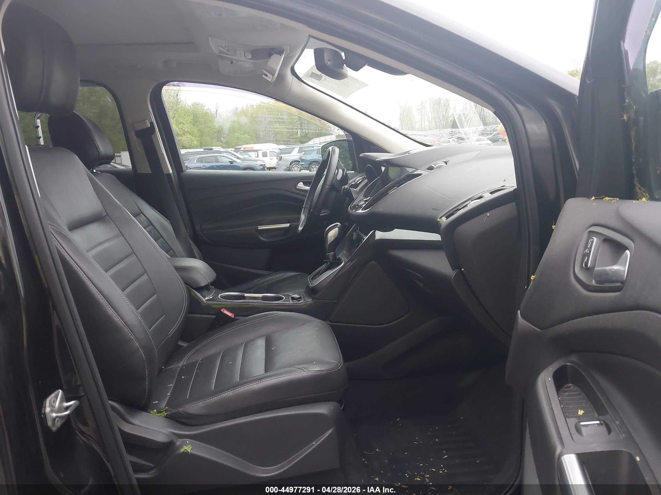 FORD ESCAPE image 5