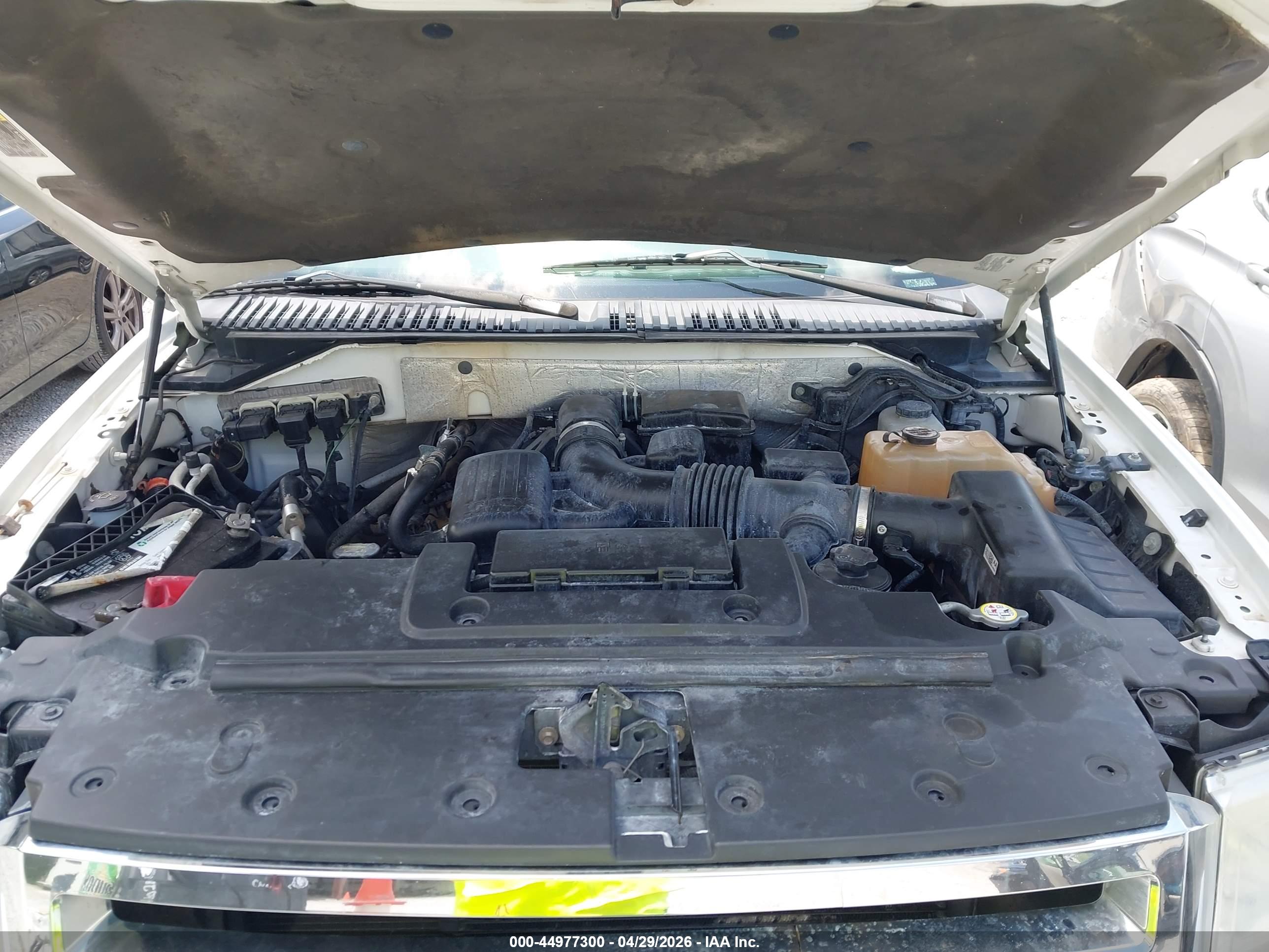 FORD EXPEDITION image 10