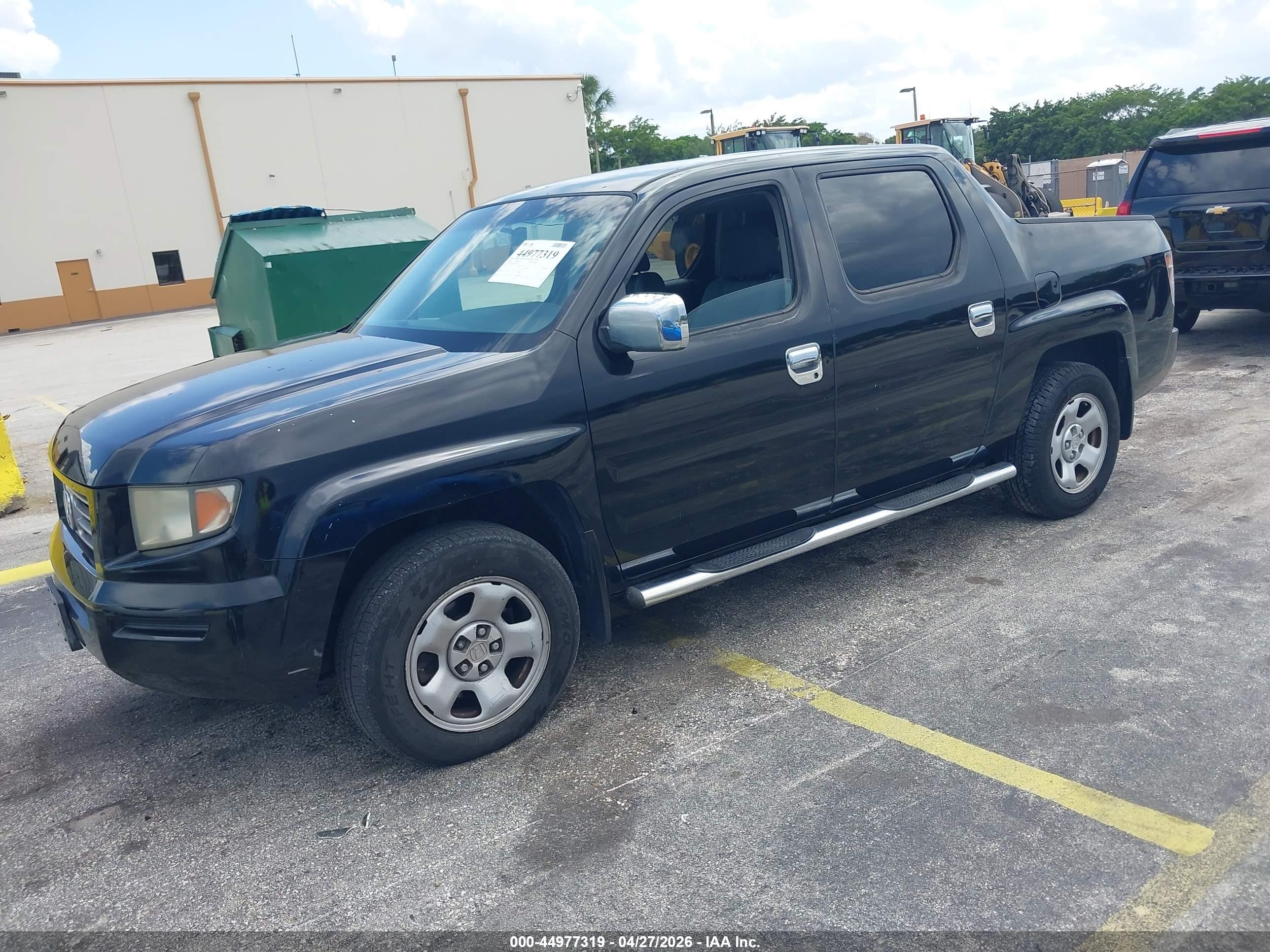 HONDA RIDGELINE image 2