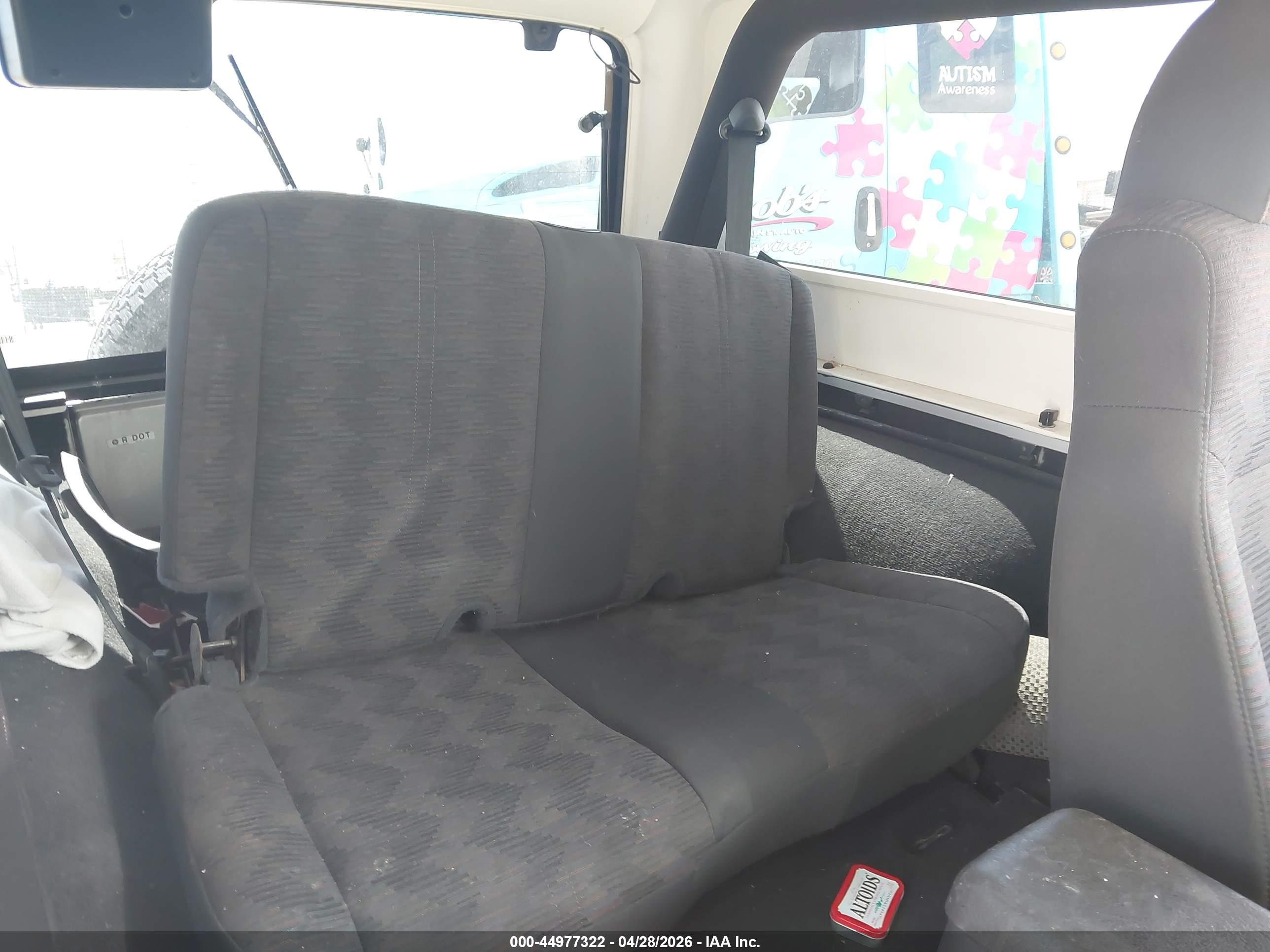 JEEP WRANGLER image 8