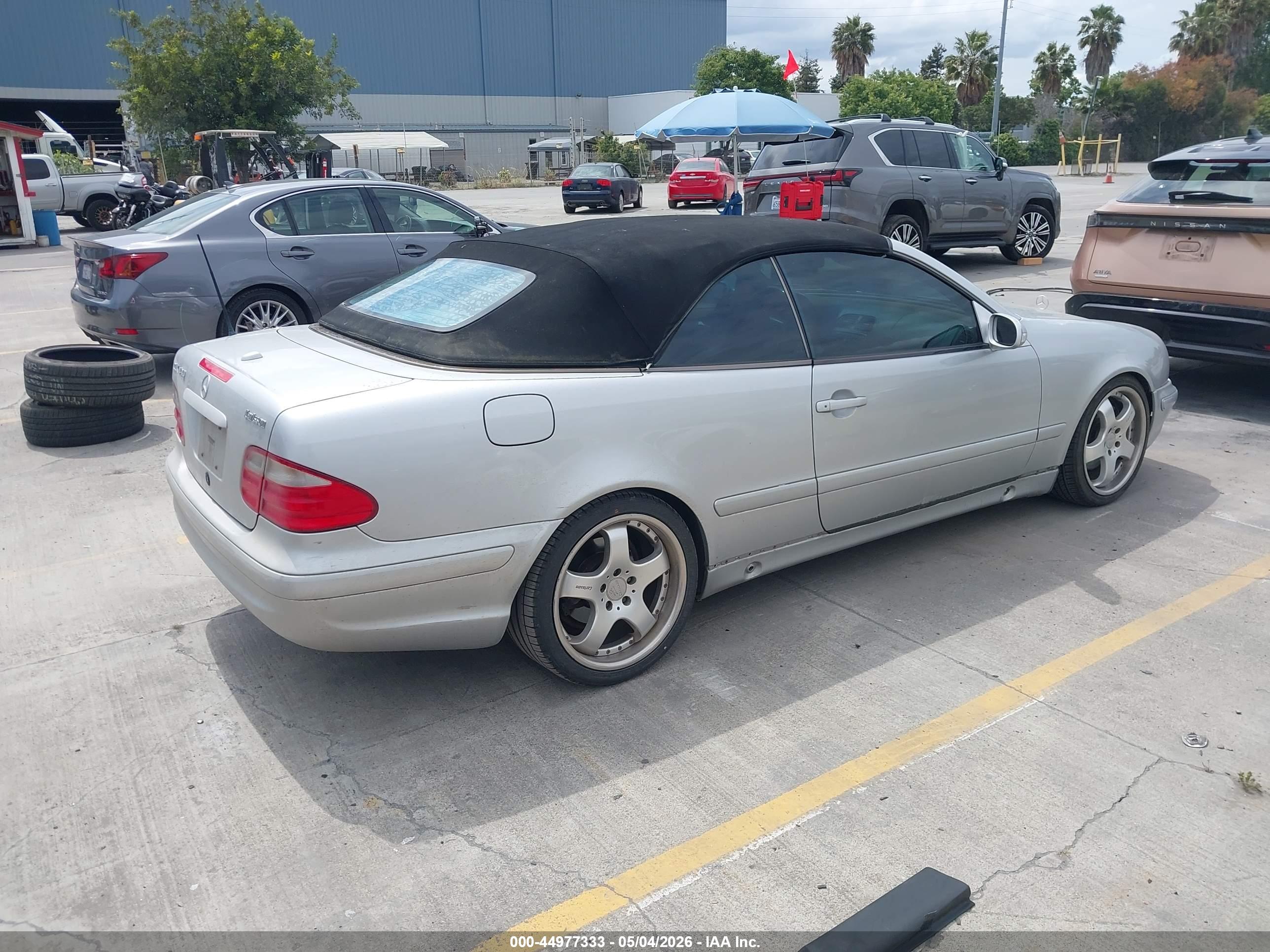 MERCEDES-BENZ CLK image 4