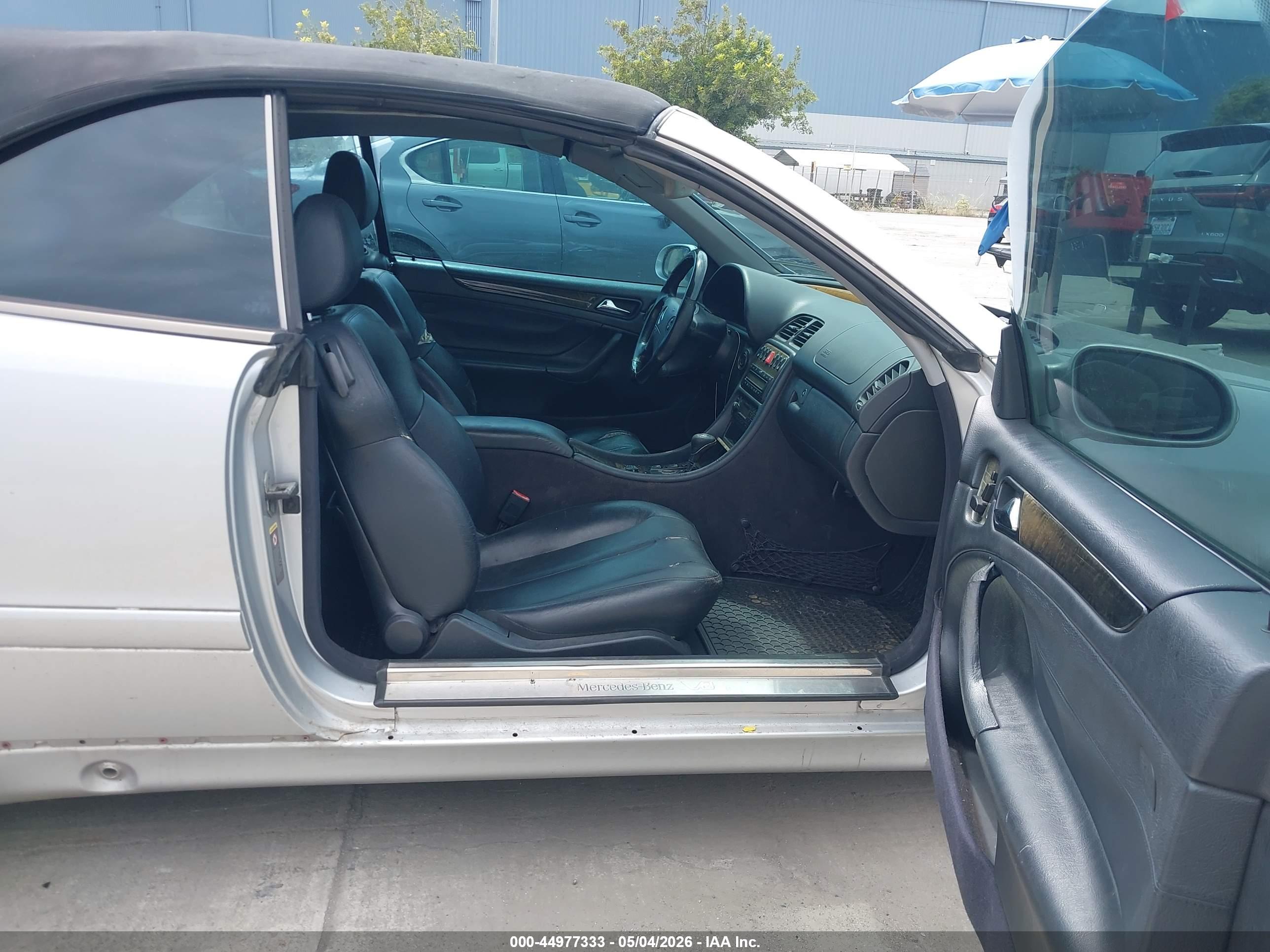MERCEDES-BENZ CLK image 5