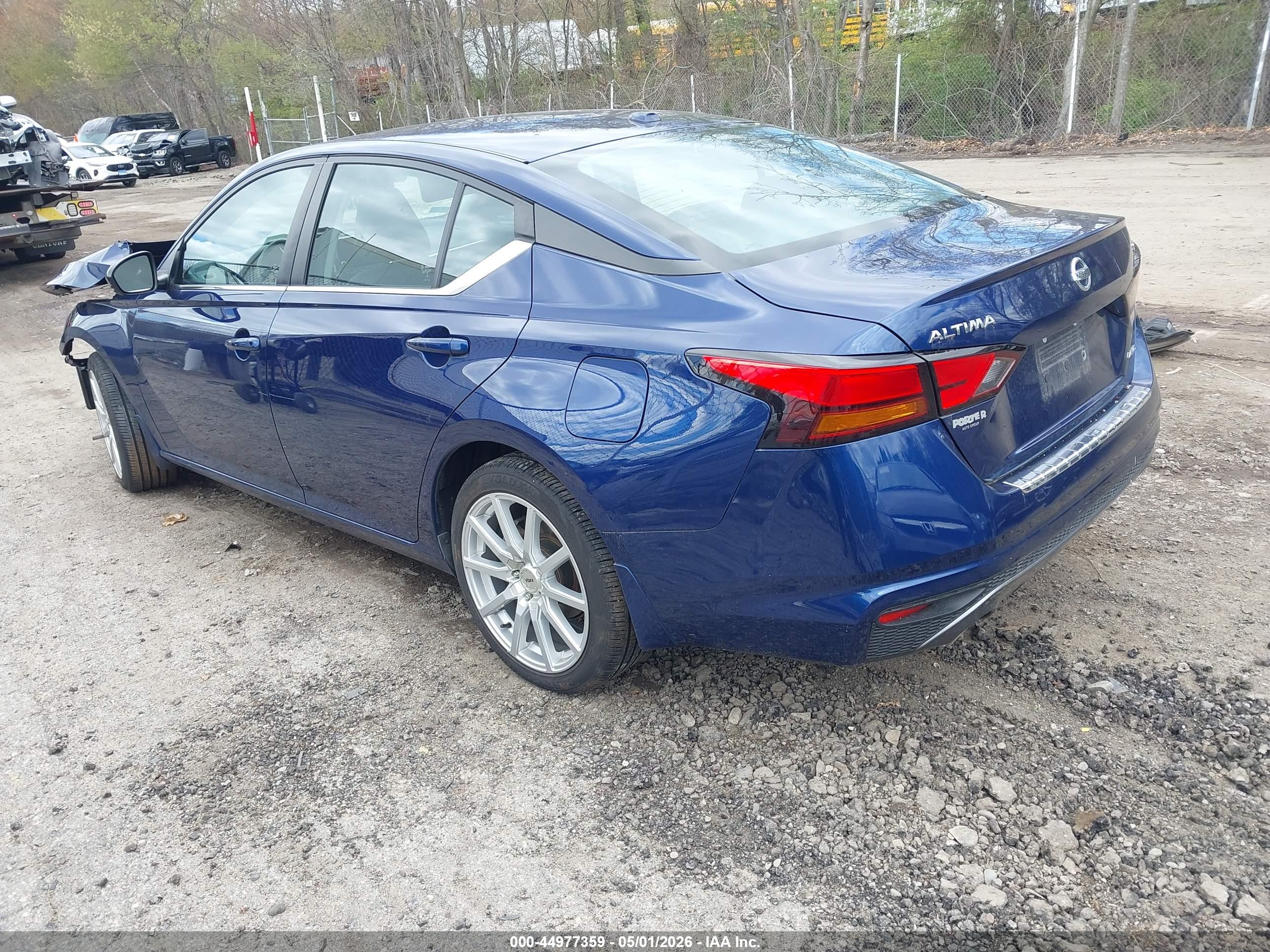 NISSAN ALTIMA image 3