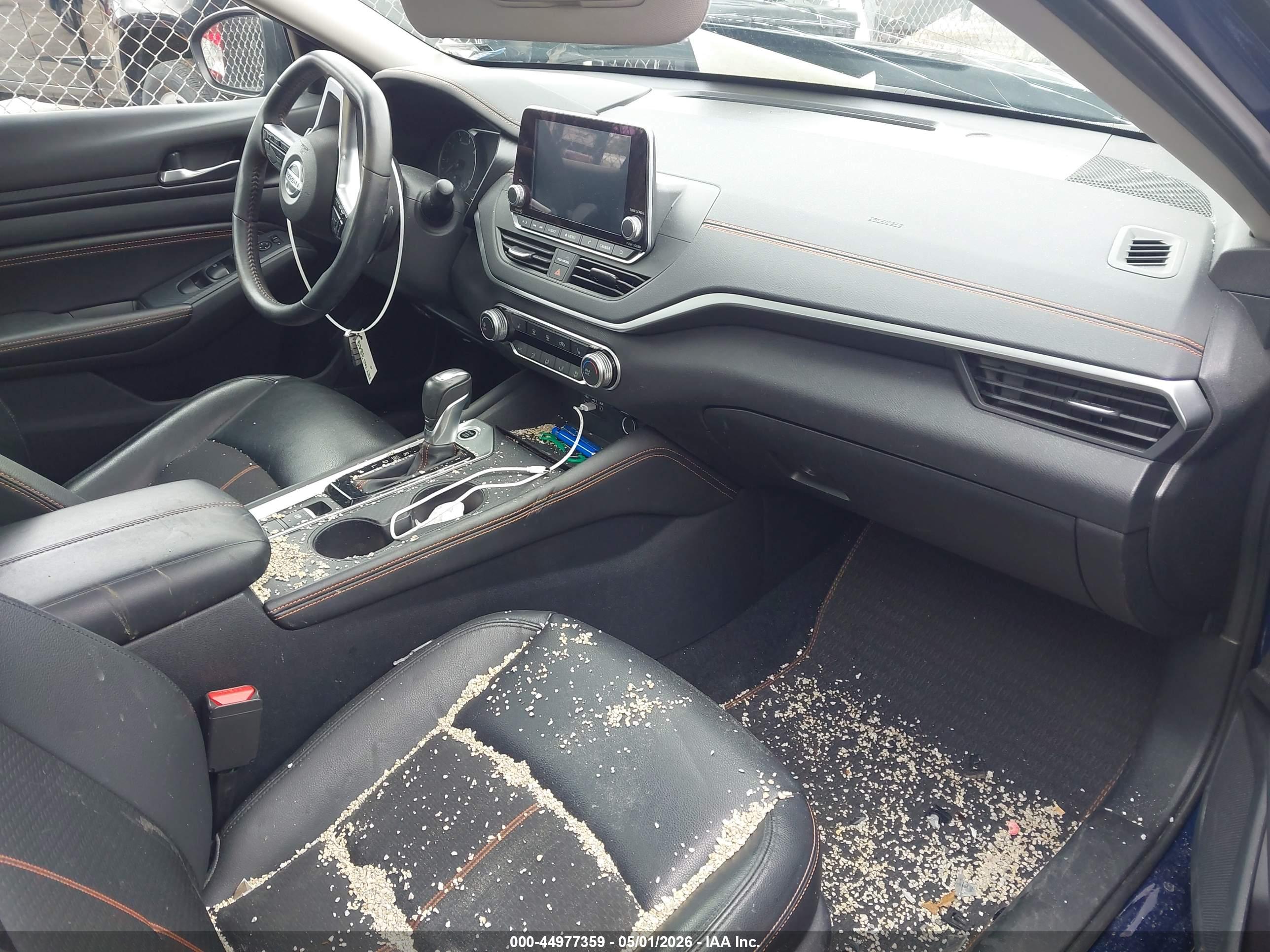 NISSAN ALTIMA image 5